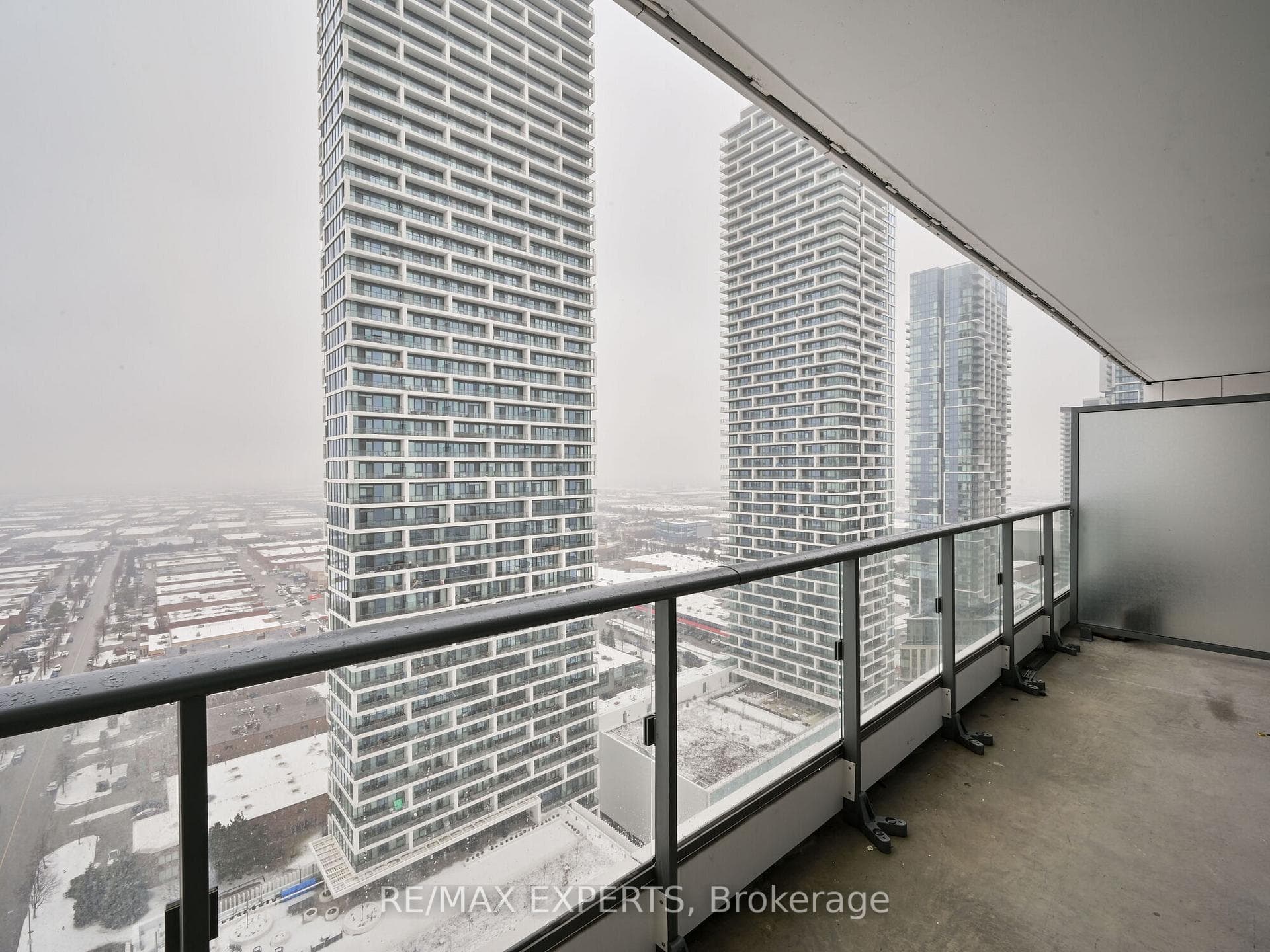 5 Buttermill Avenue Unit 3011 photo 15