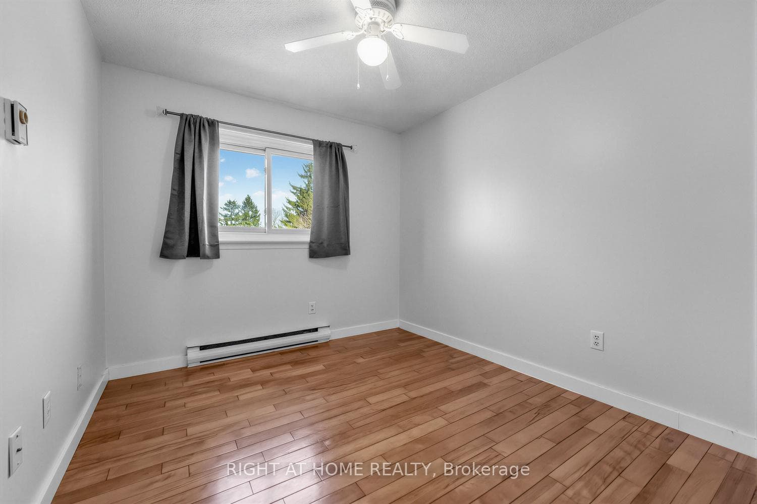 2 Worton Avenue Unit 3 photo 17