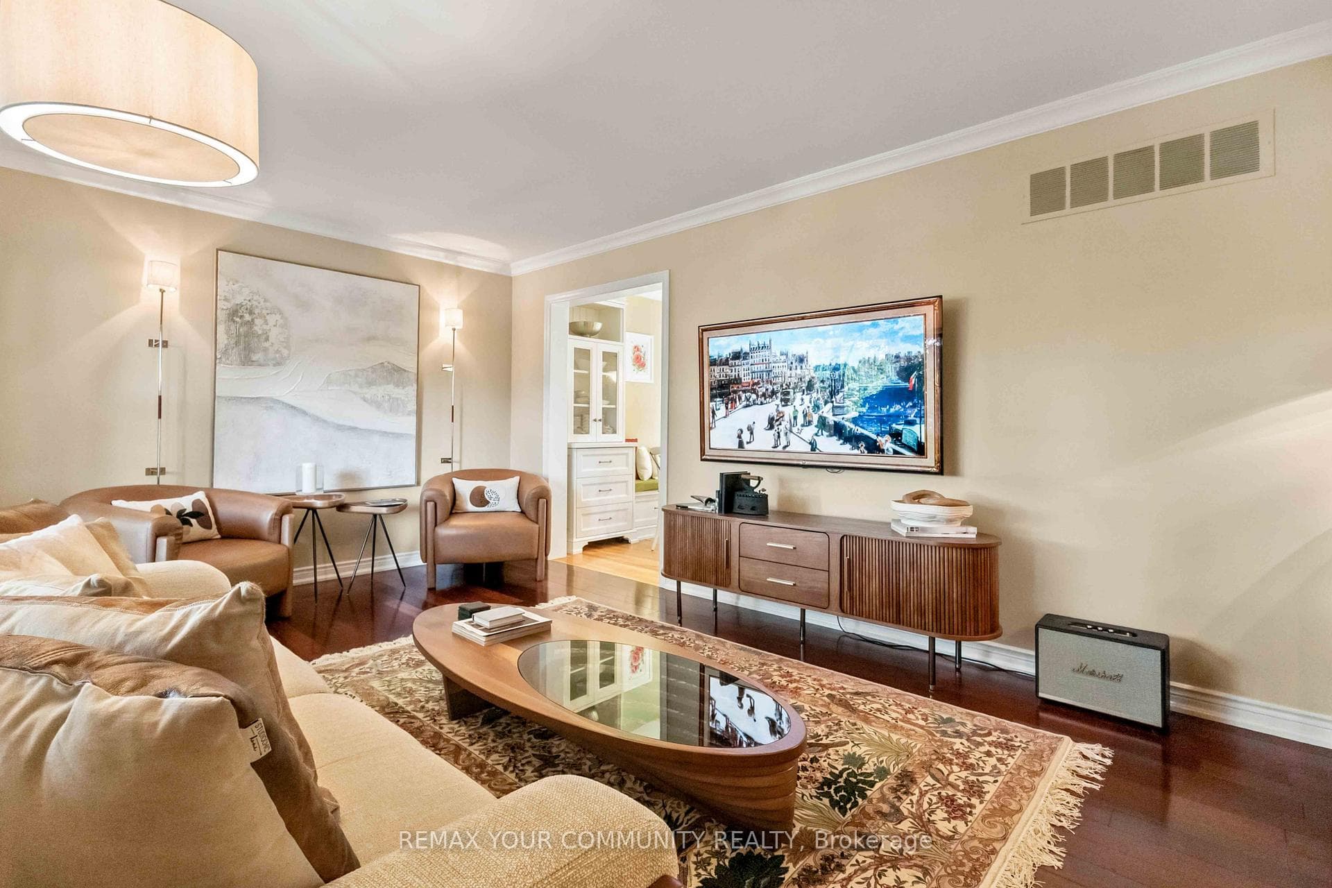 869 Boronia Crescent photo 7