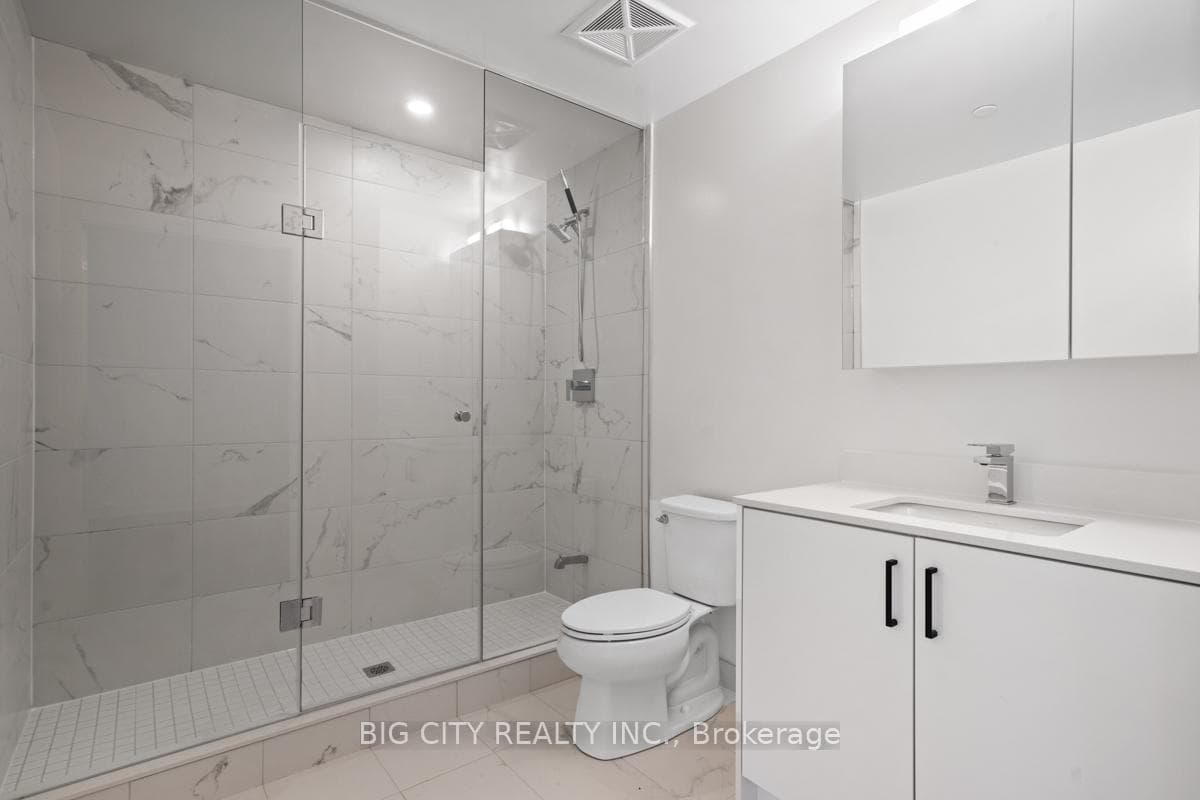 100 Eagle Rock Way Unit 210 photo 18