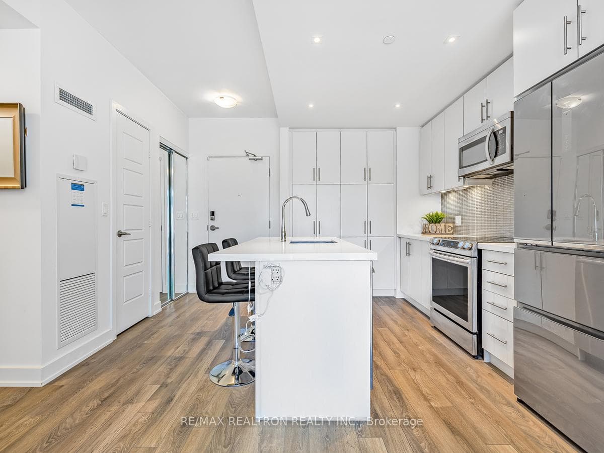 375 Sea Sea Ray Avenue Unit 202 photo 5