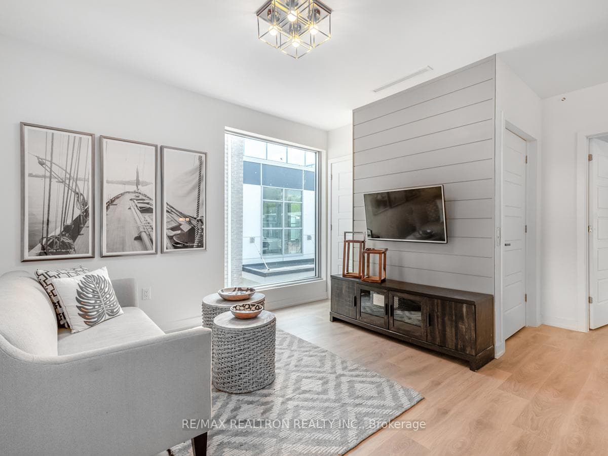 ADDITIONAL FAMILY ROOM