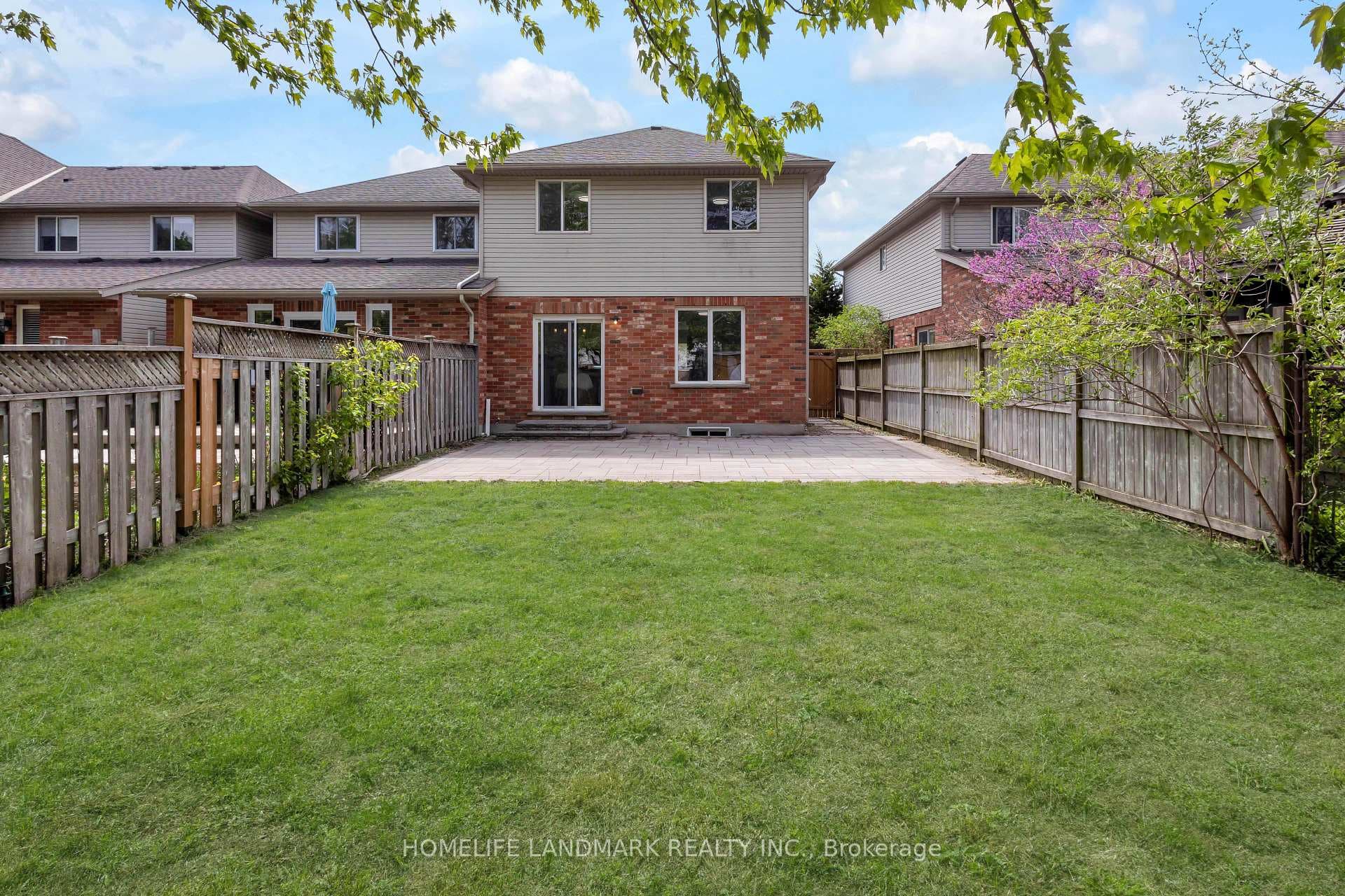 632 INGLIS FALLS Place photo 31