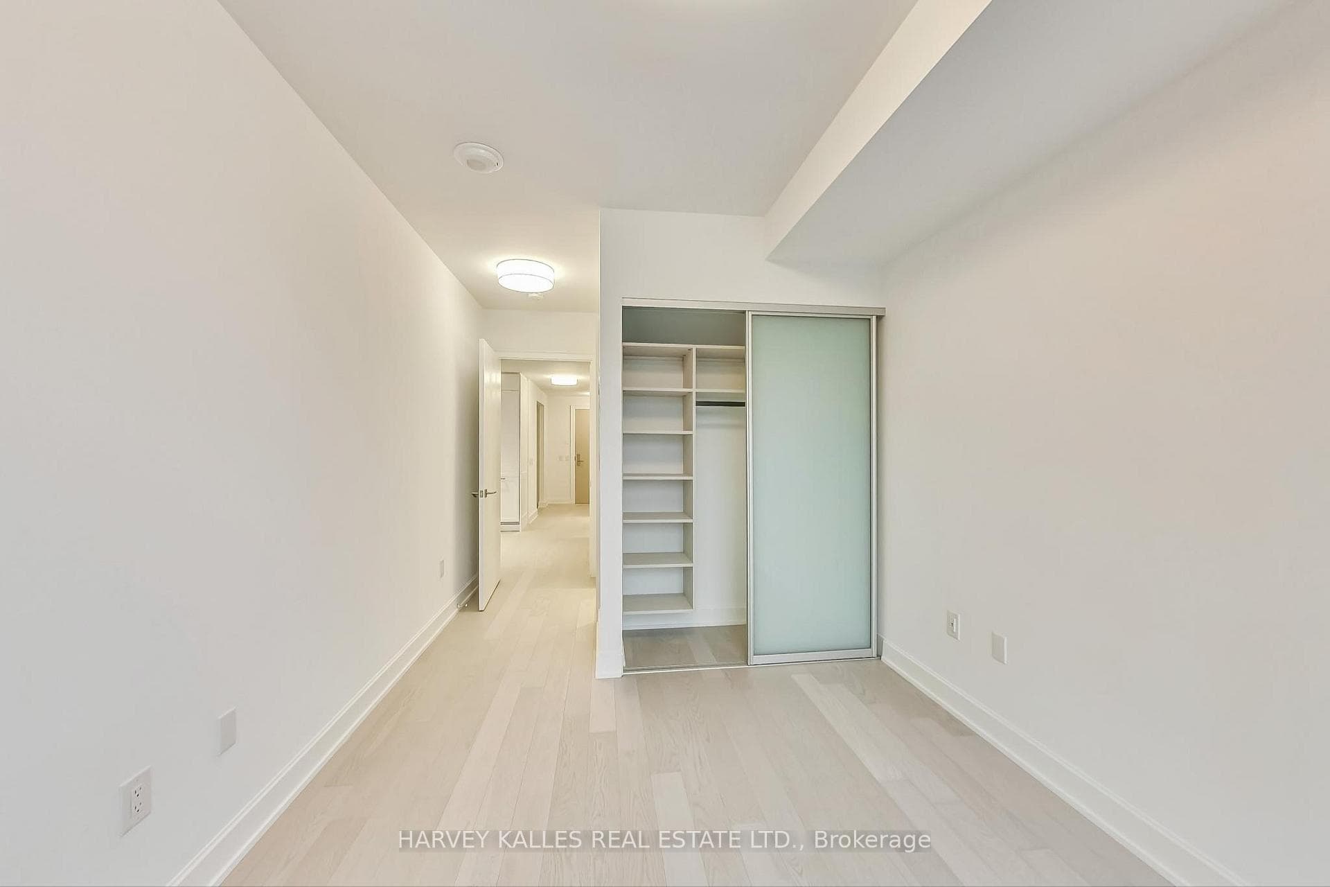 2781 Yonge Street Unit 511 photo 36