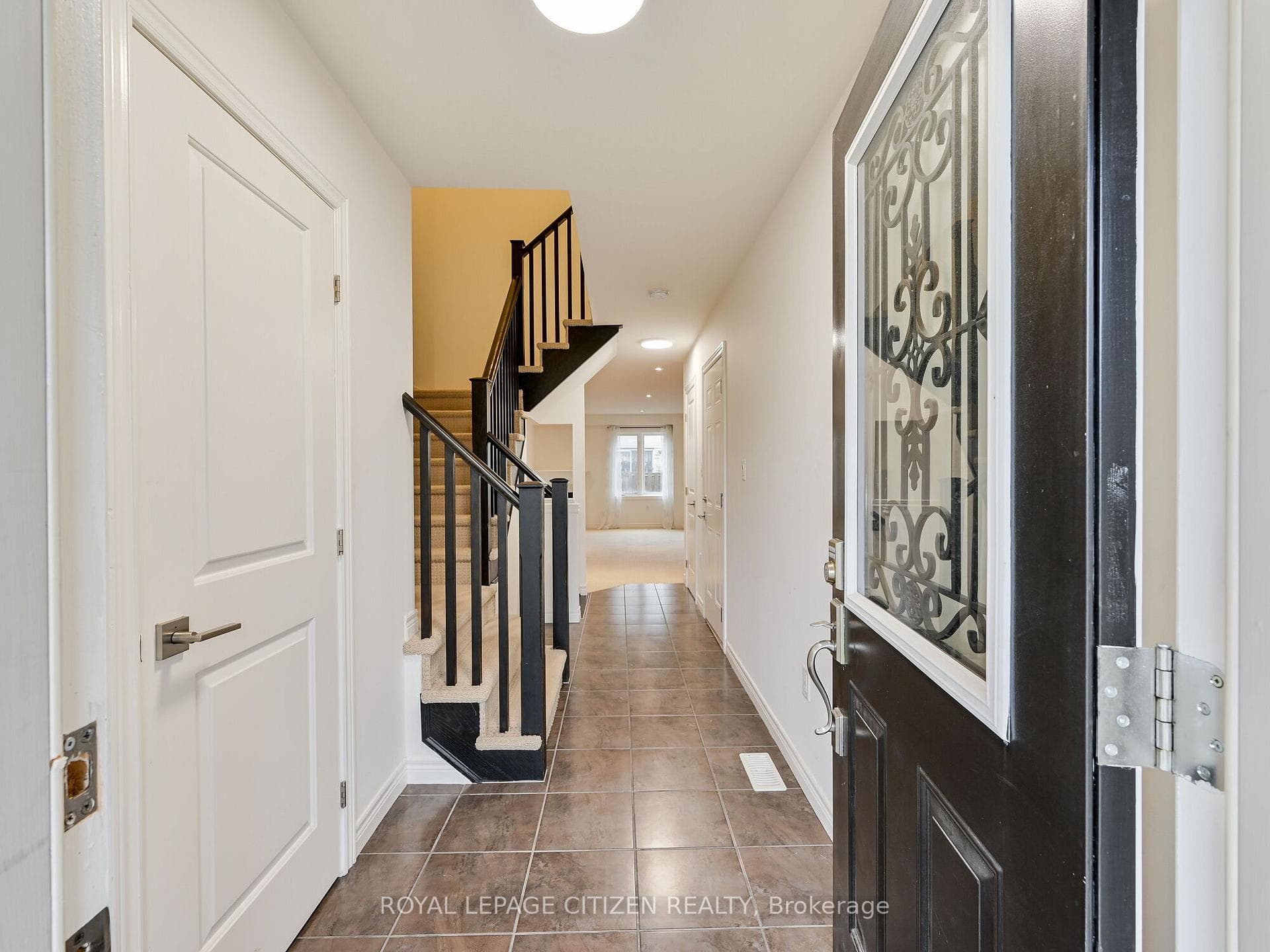 87 Chamomile Drive photo 2