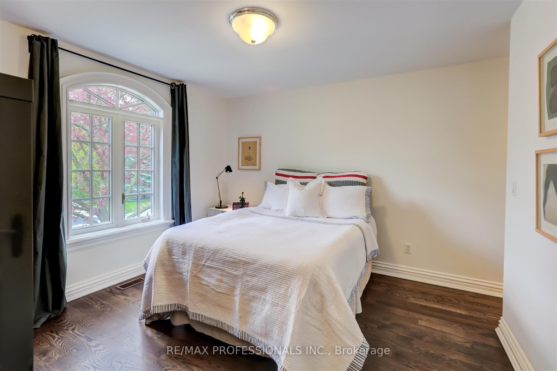 45 Herne Hill photo 23