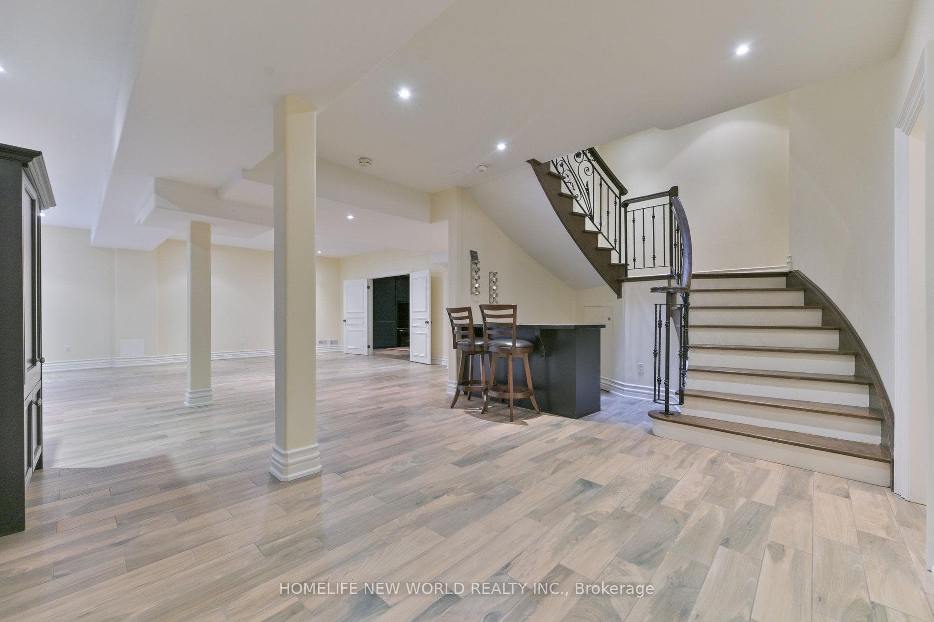33 Evita Court photo 41