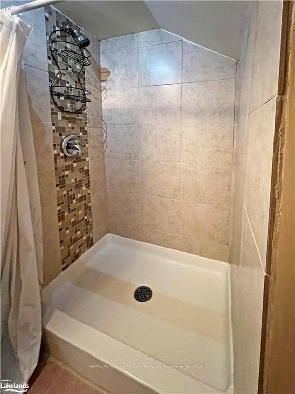 2696 BANCROFT Drive photo 28