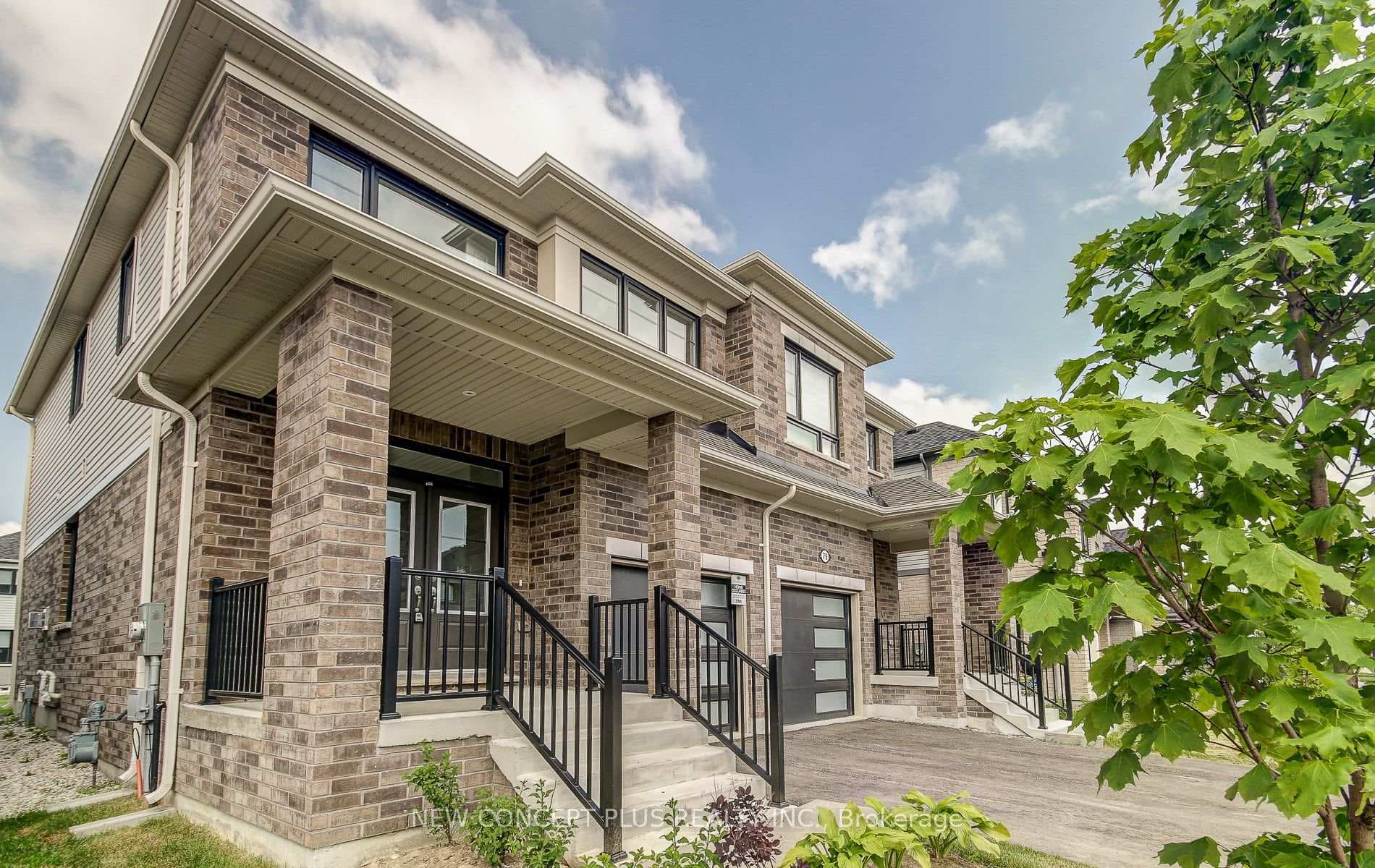 81 Prest Way photo 1