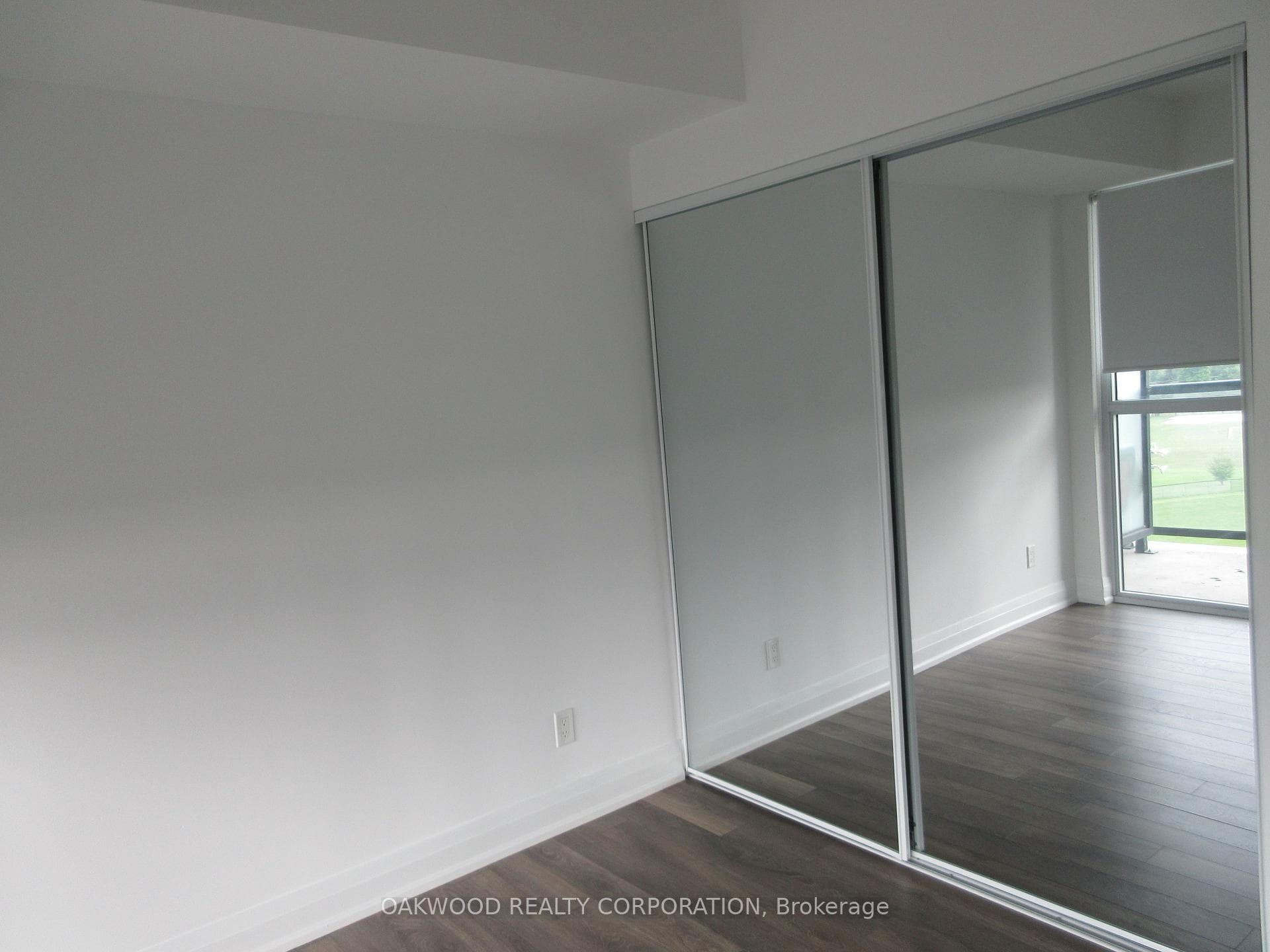 1461 Lawrence Avenue Unit 709 photo 14