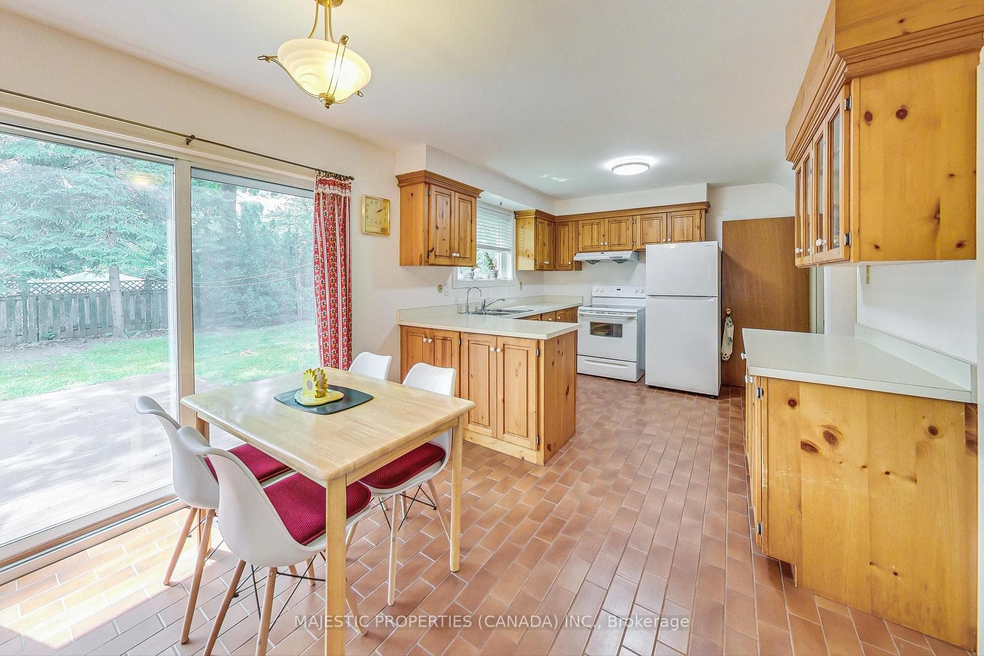 236 Mill Road photo 10