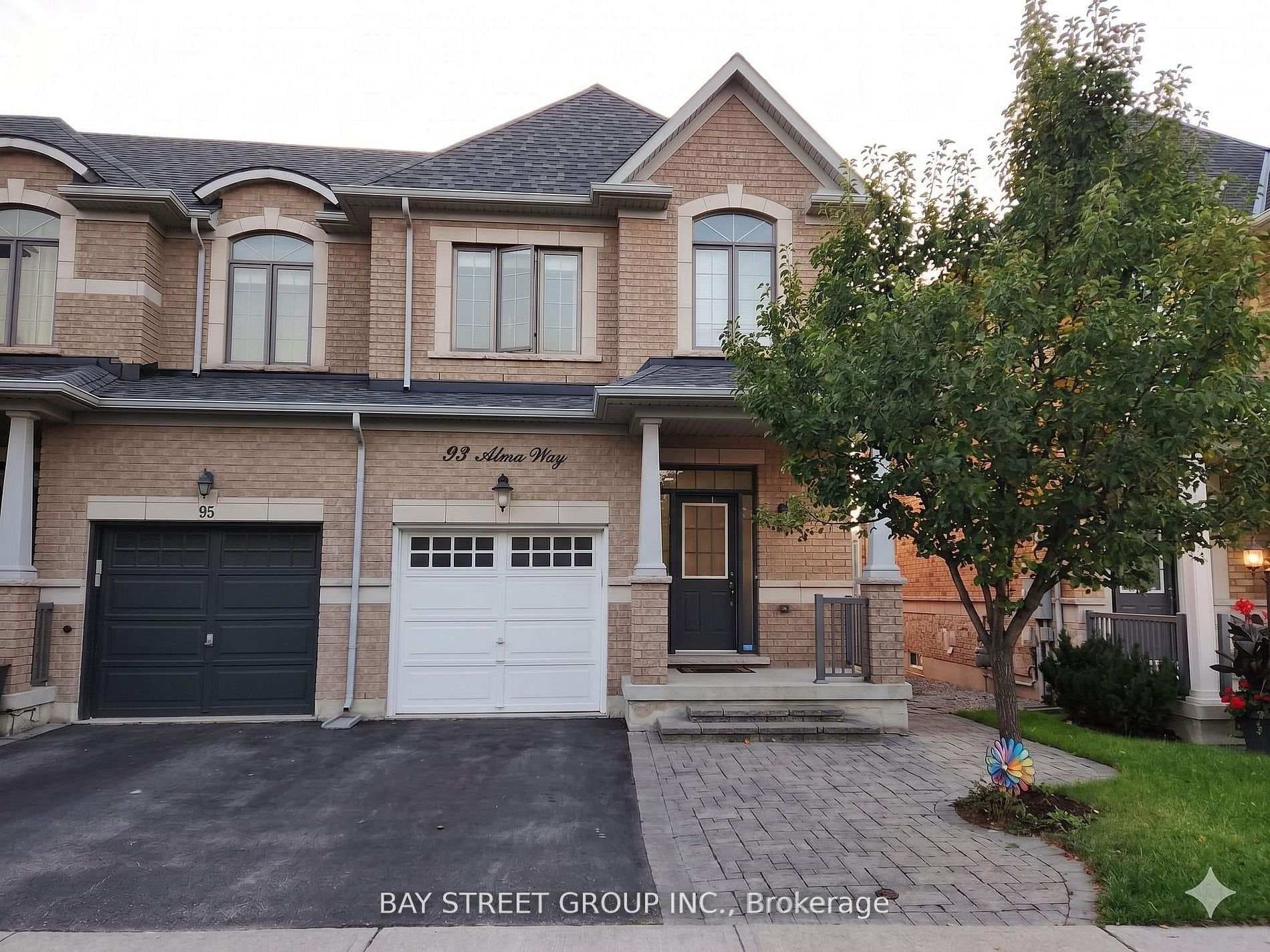 93 Alexie Way photo 1
