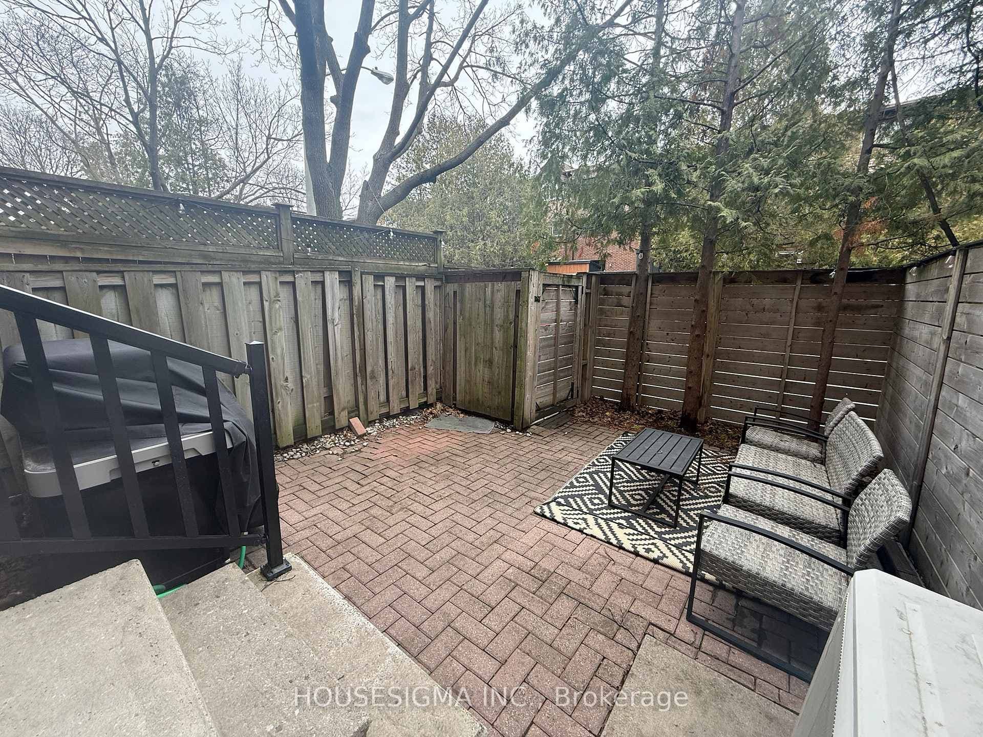 72 Wychcrest Avenue photo 29