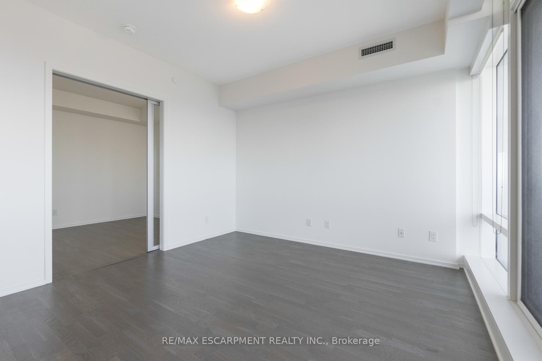 1 Bloor Street Unit 5503 photo 12