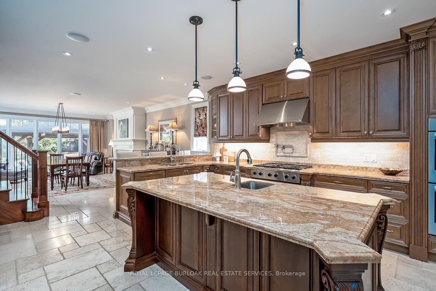 259 Wilton Street photo 5