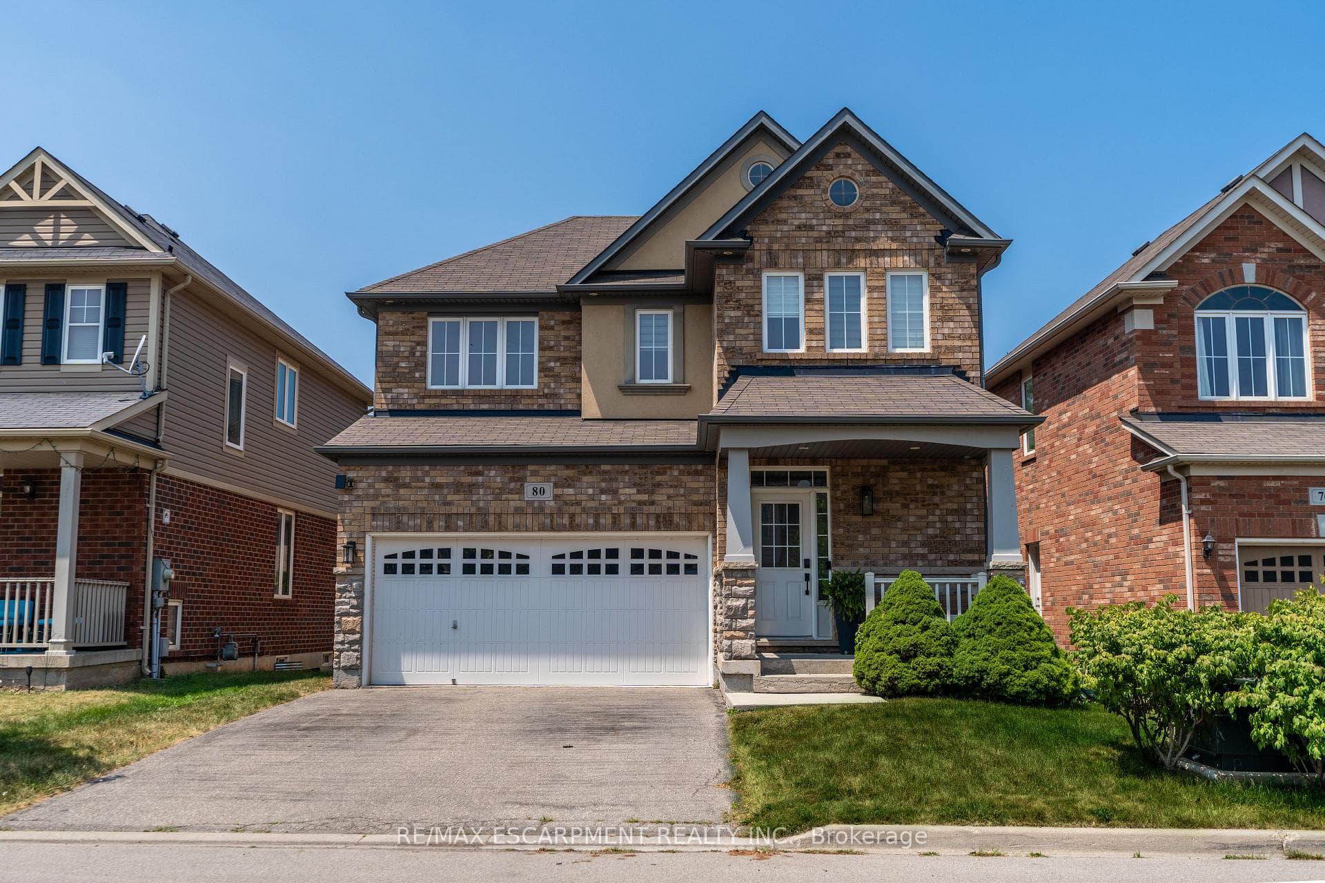 80 Montreal Circle photo 1