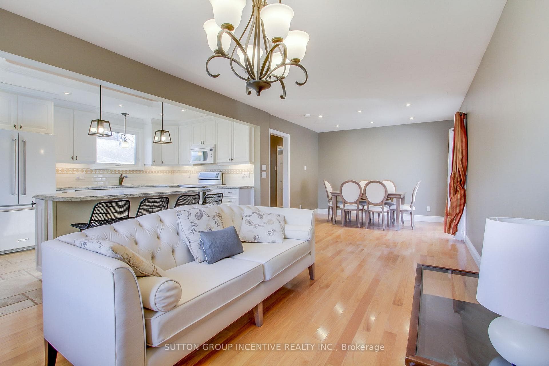 32 Toronto Street Unit Upper photo 9