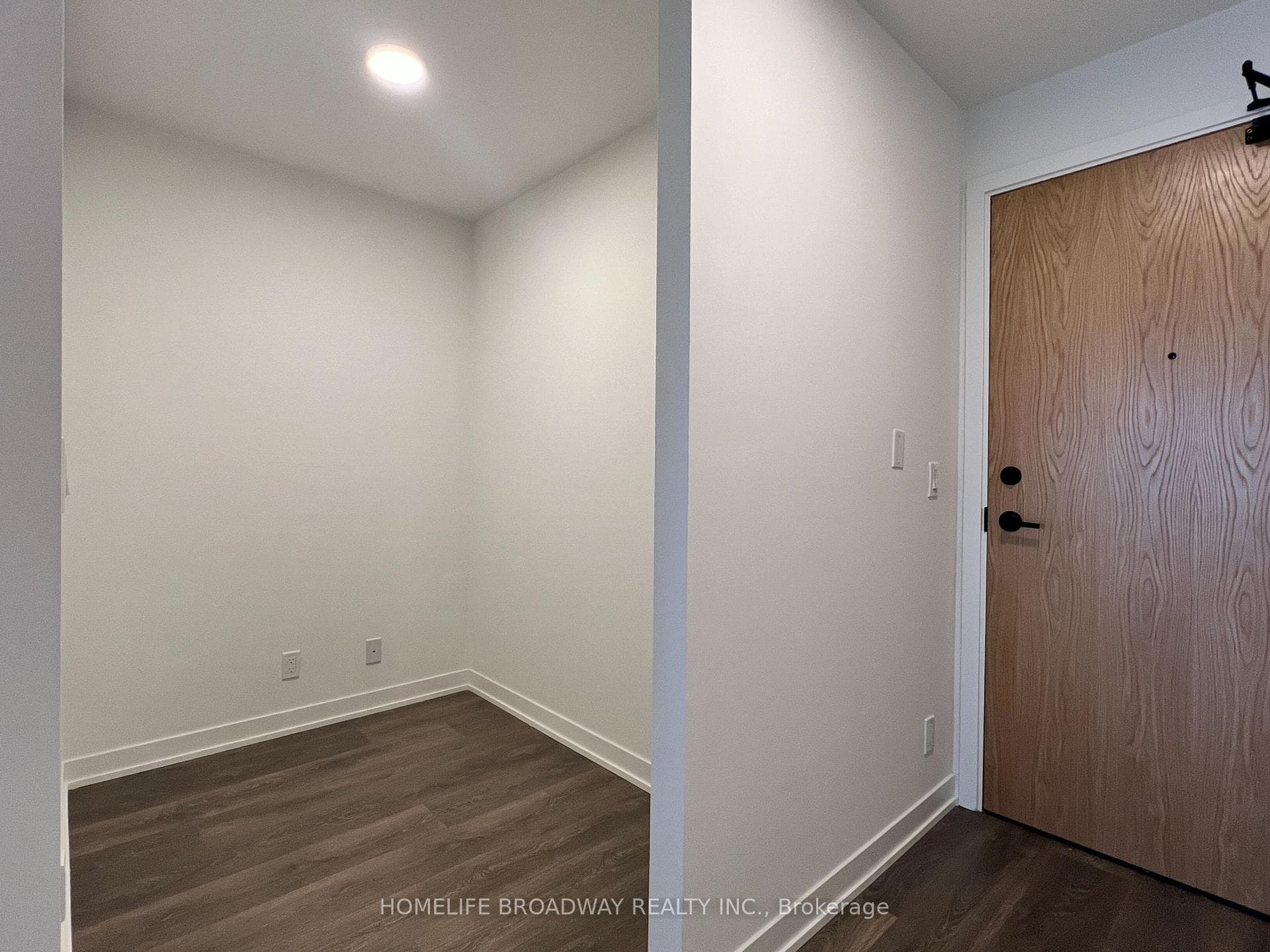 7950 Bathurst Street Unit 825 photo 8