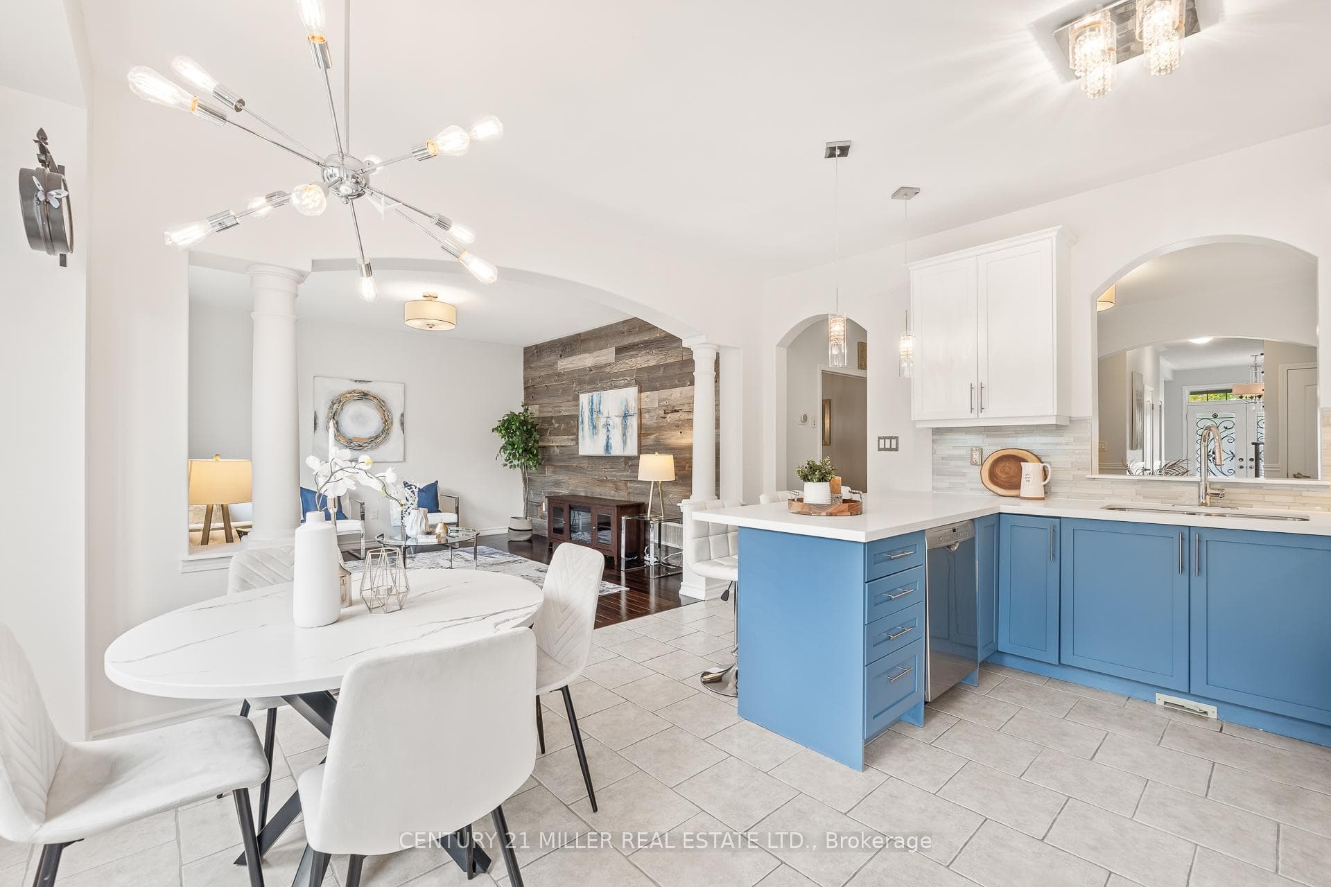 740 Casarin Crescent photo 13