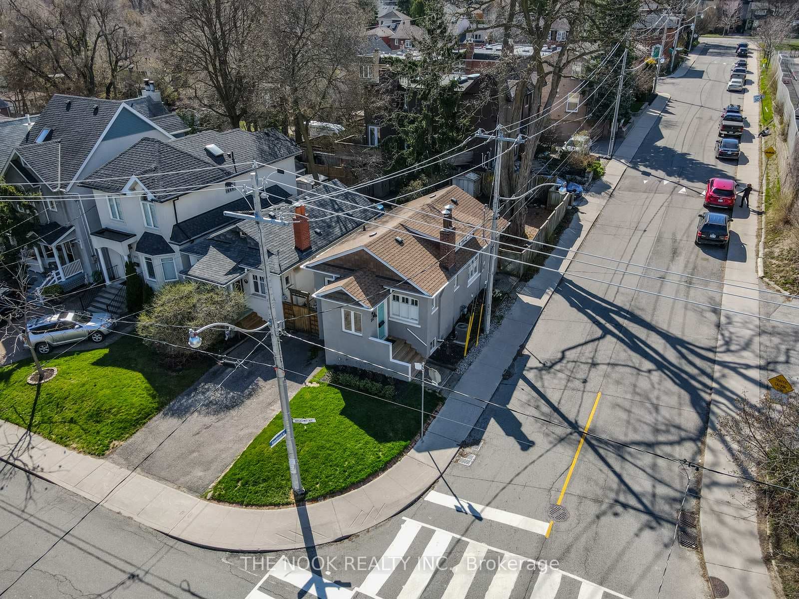213 Broadway Avenue photo 33