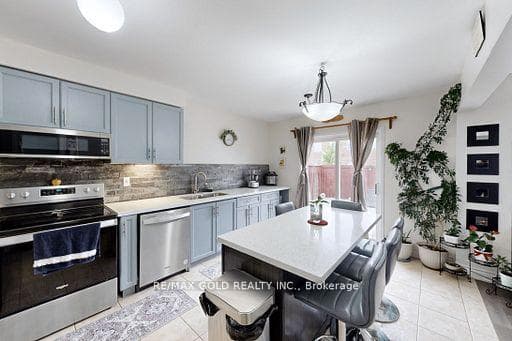 18 Thimbleberry Street photo 11
