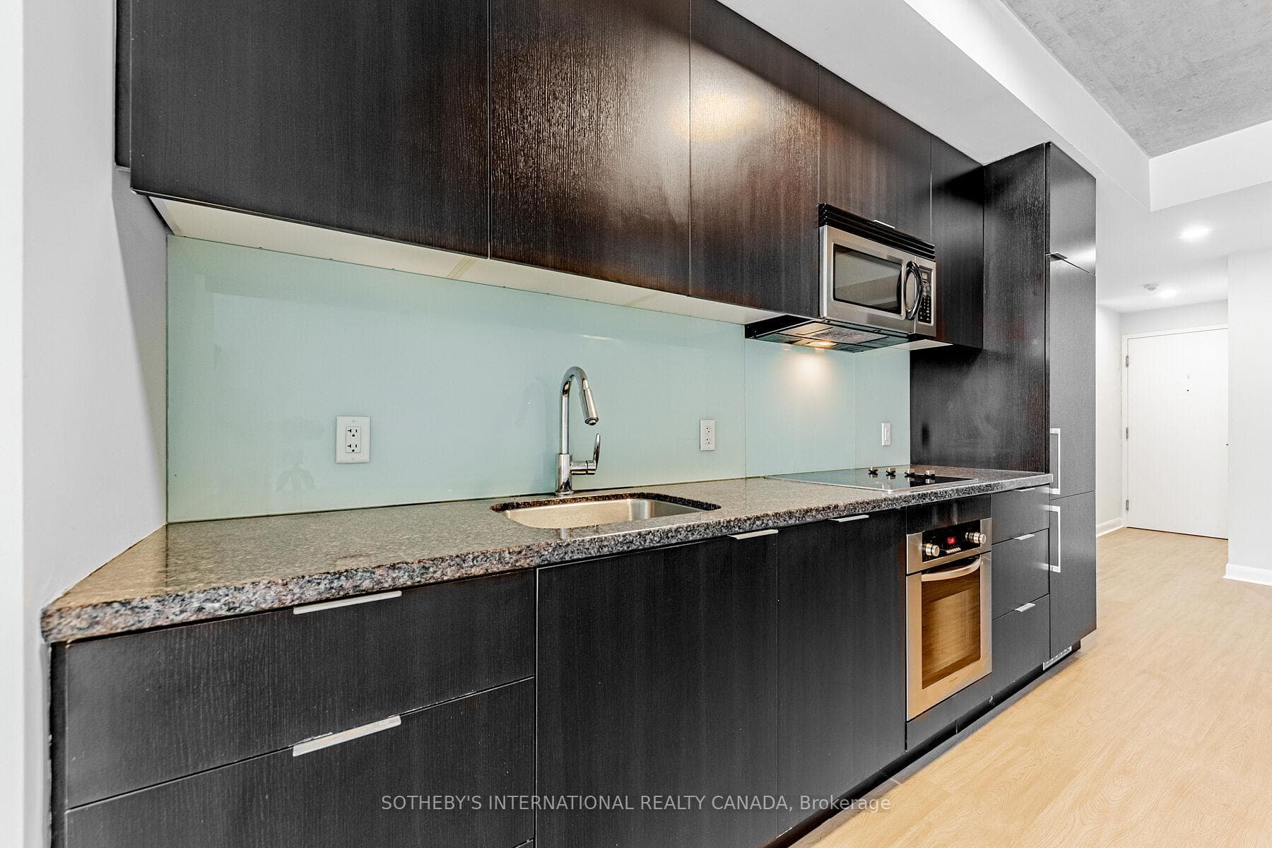 478 King Street Unit 609 photo 11