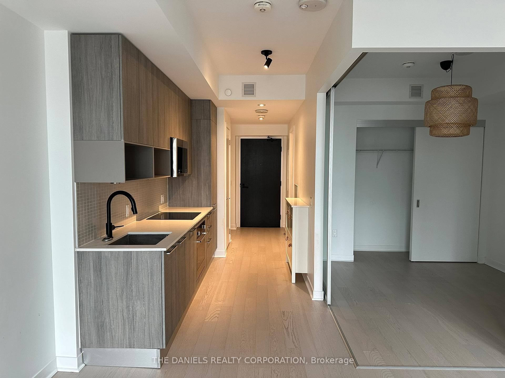 501 Adelaide Street Unit 1203 photo 7