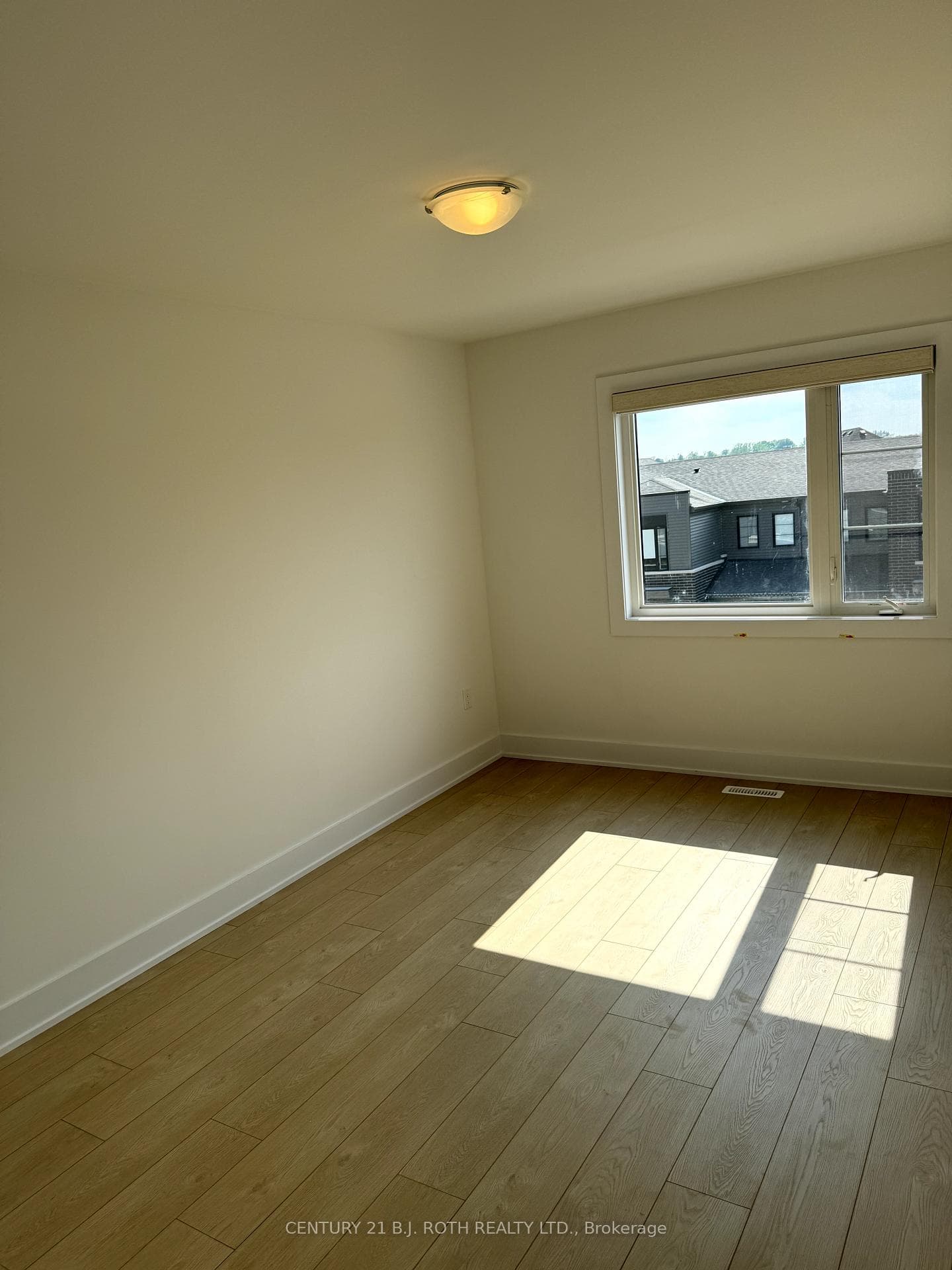 22 hay Lane photo 12