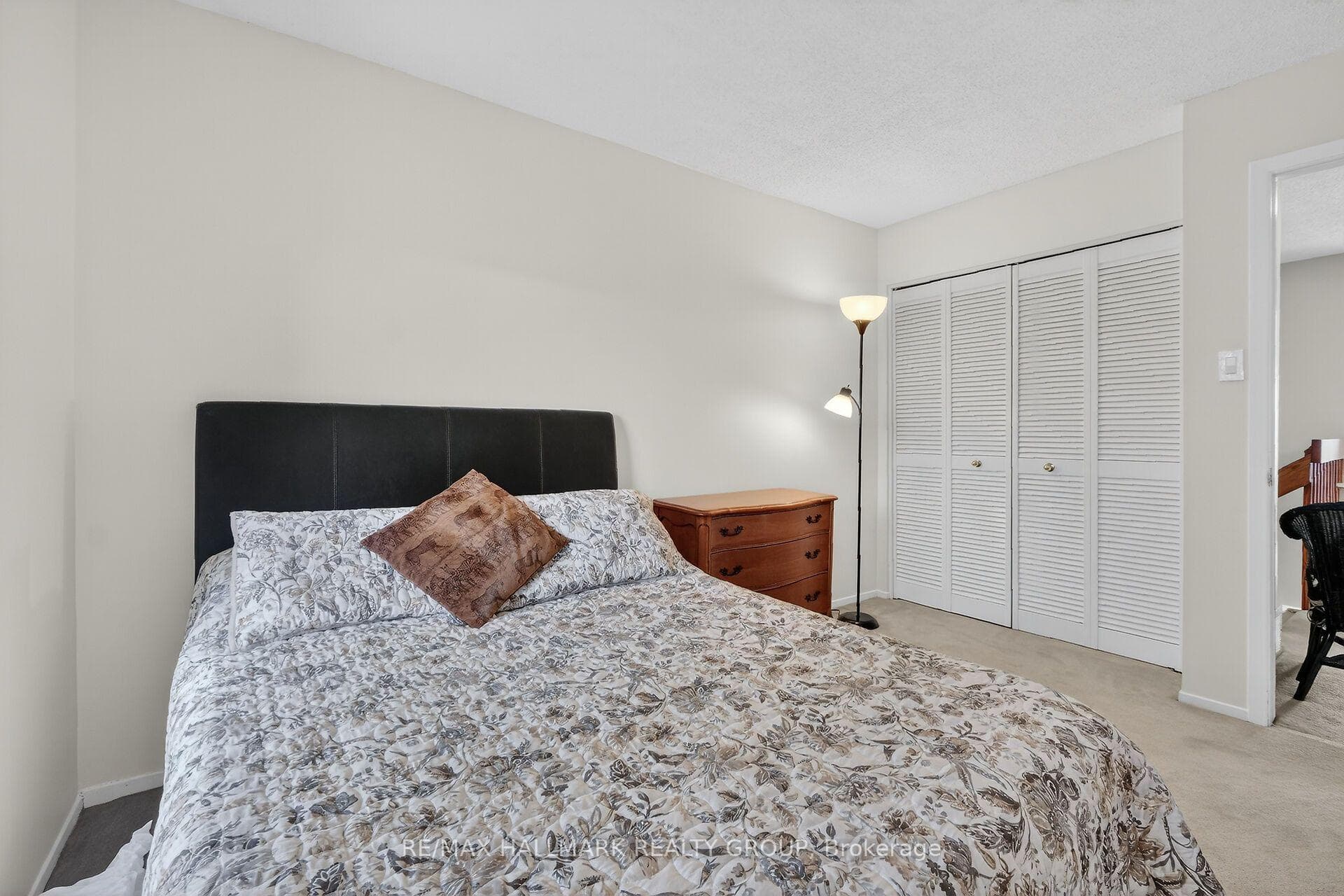 3 Birchdale Avenue Unit D photo 22