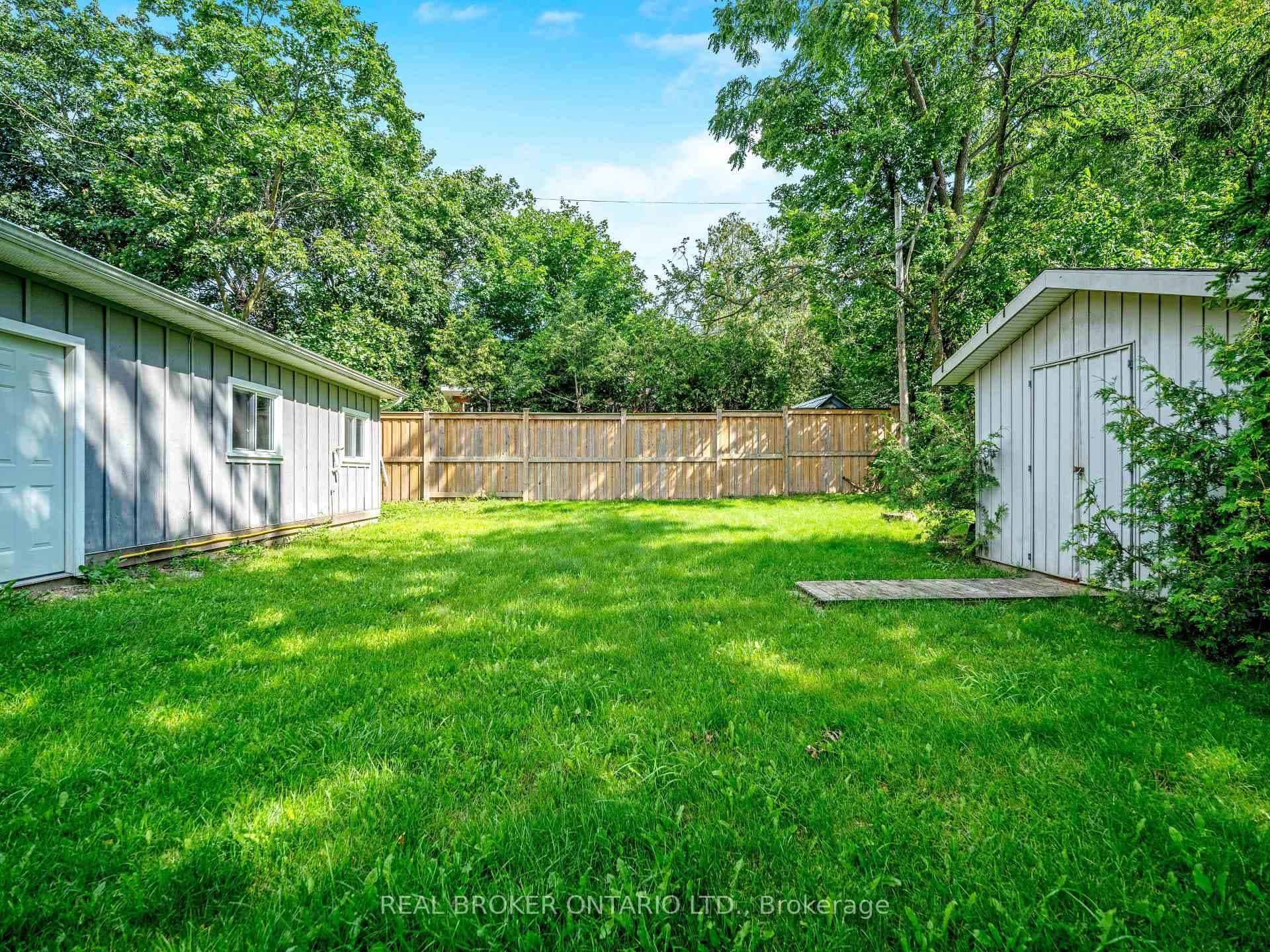 145 Alma Street photo 22
