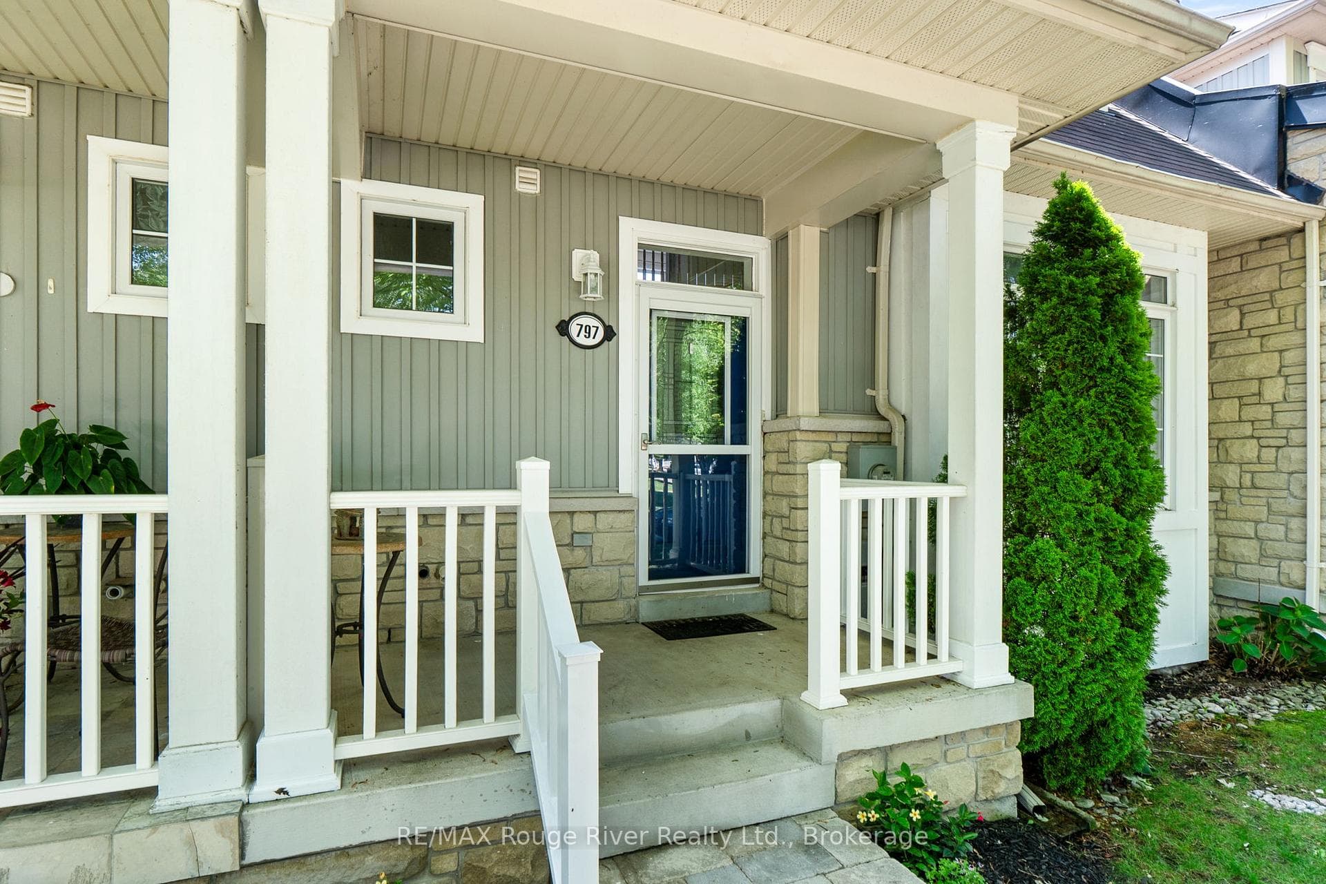 797 Kane Terrace photo 2
