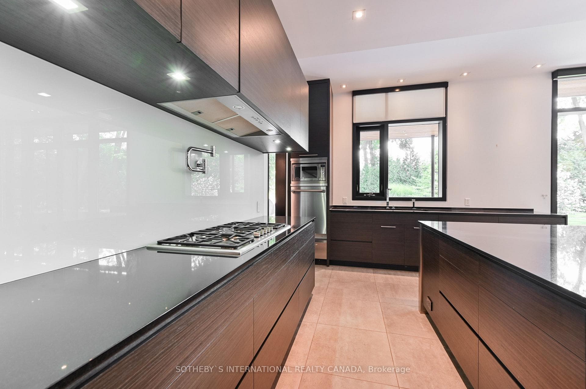 5 Pheasant Lane photo 10