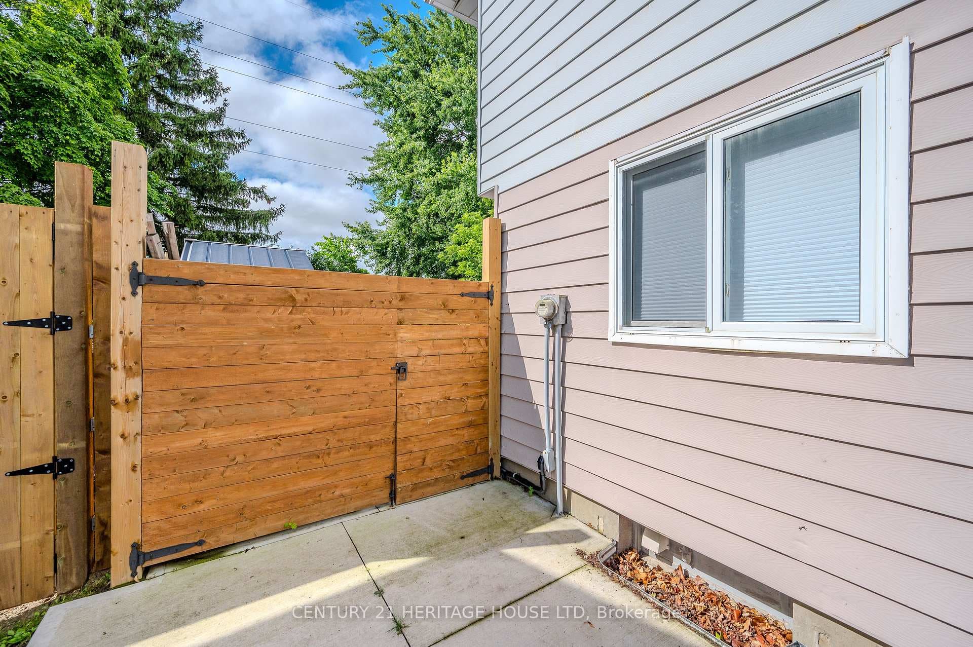 192 Pinedale Drive photo 31