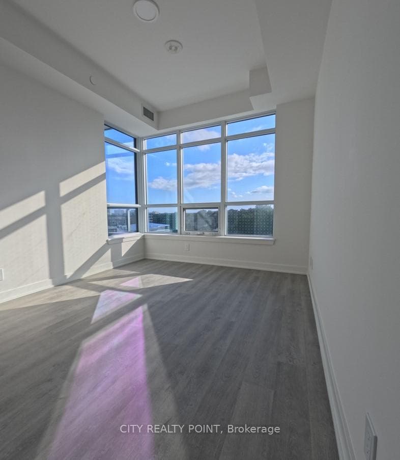30 Upper Mall Way Unit 415 photo 9