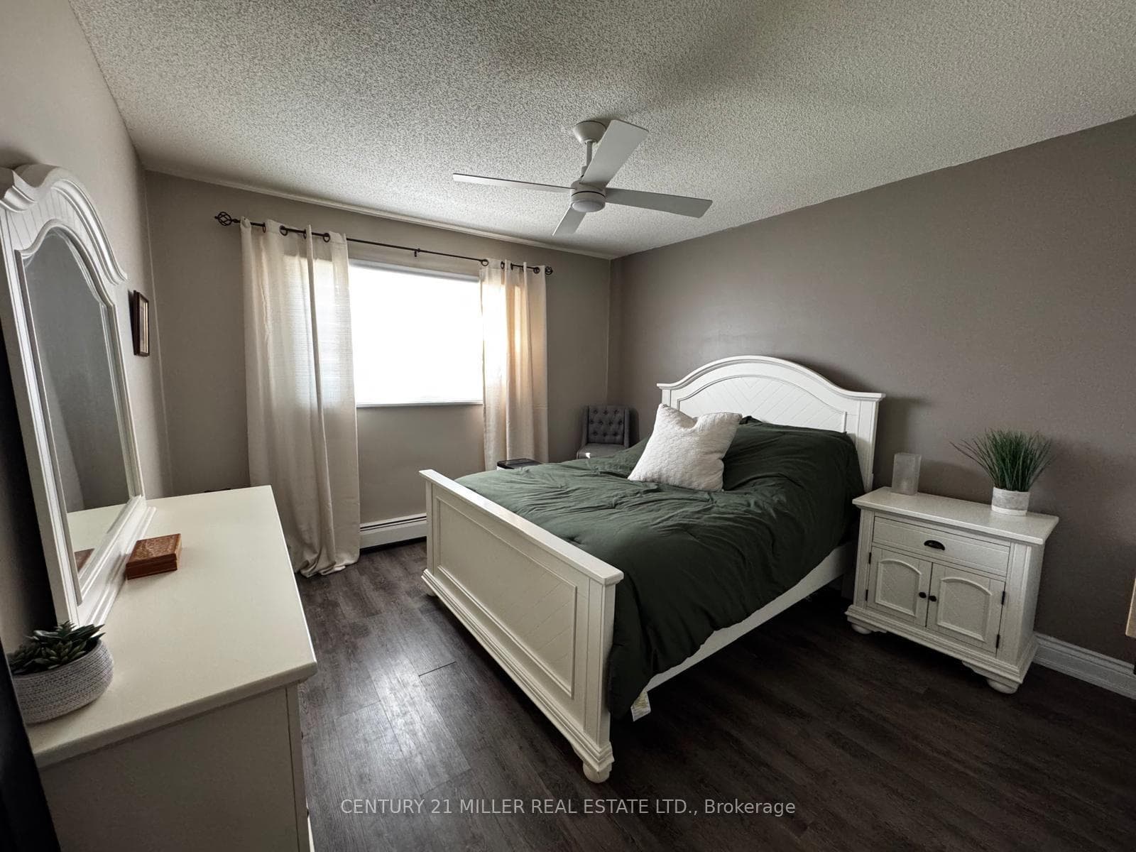 264 Oakdale Avenue Unit 309 photo 11