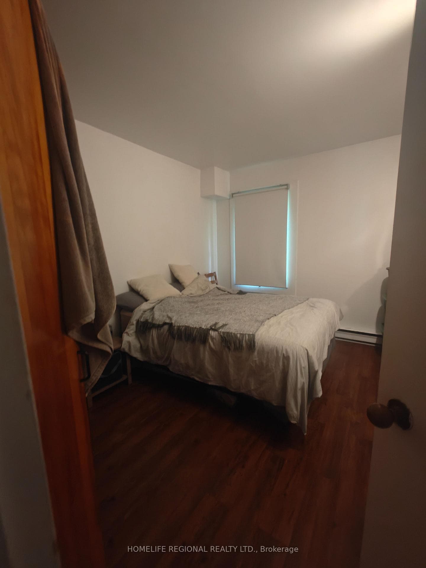130 Shuter Street photo 18