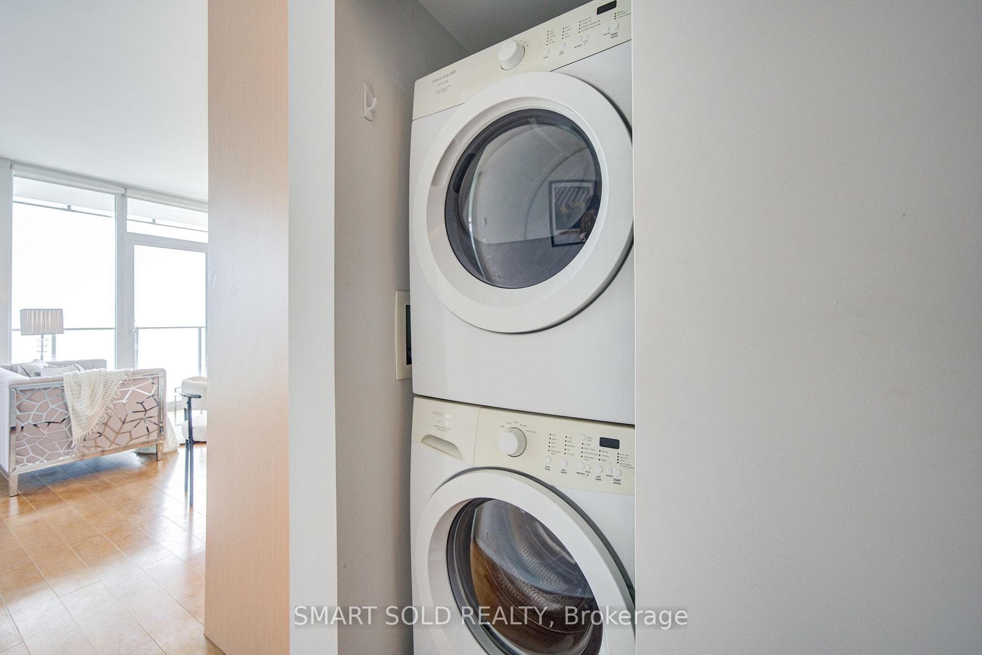 1 Market Street Unit 2608 photo 12