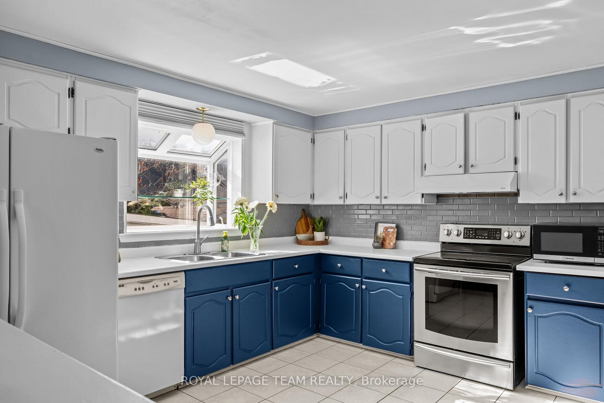 109 Eastpark Drive photo 17