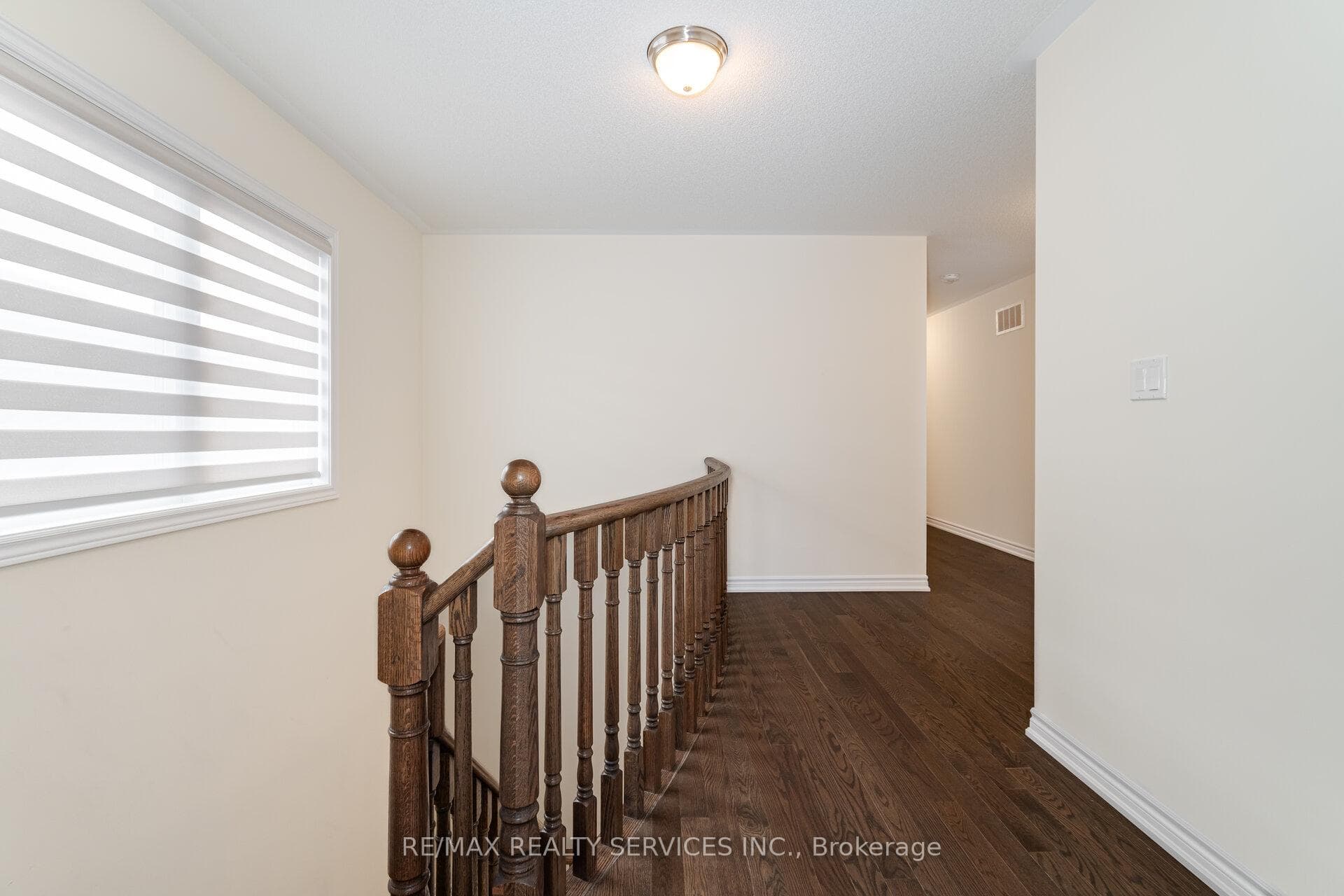 37 Royal Fern Crescent photo 16