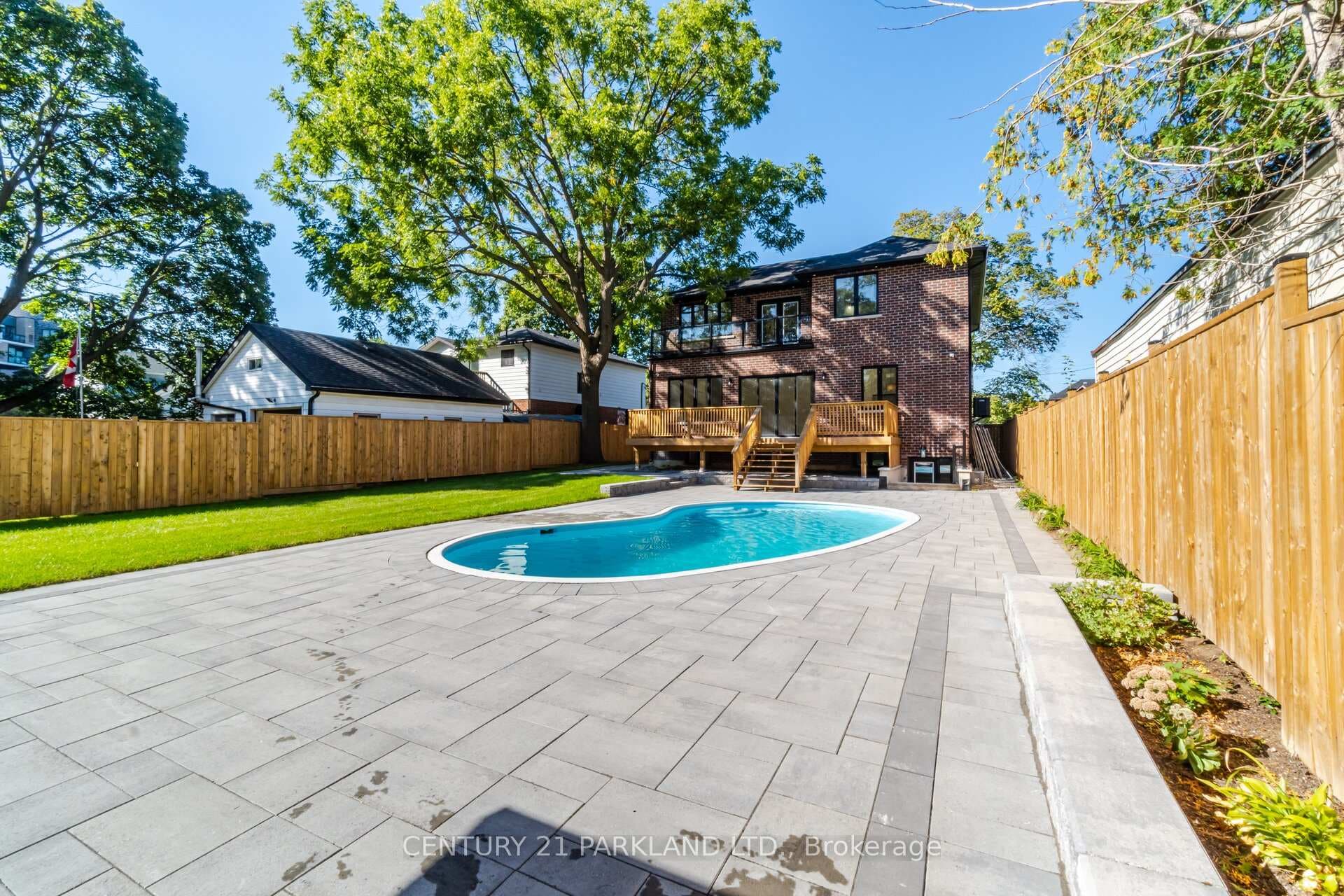 21 Falaise Road photo 30