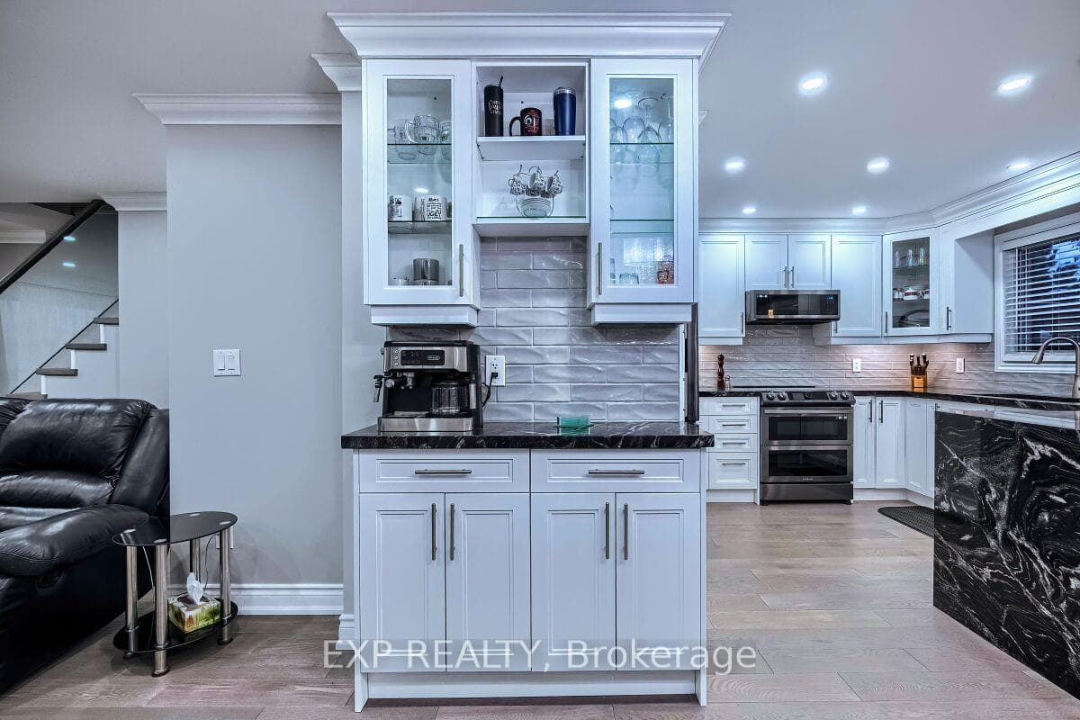 3499 Ellengale Drive photo 8
