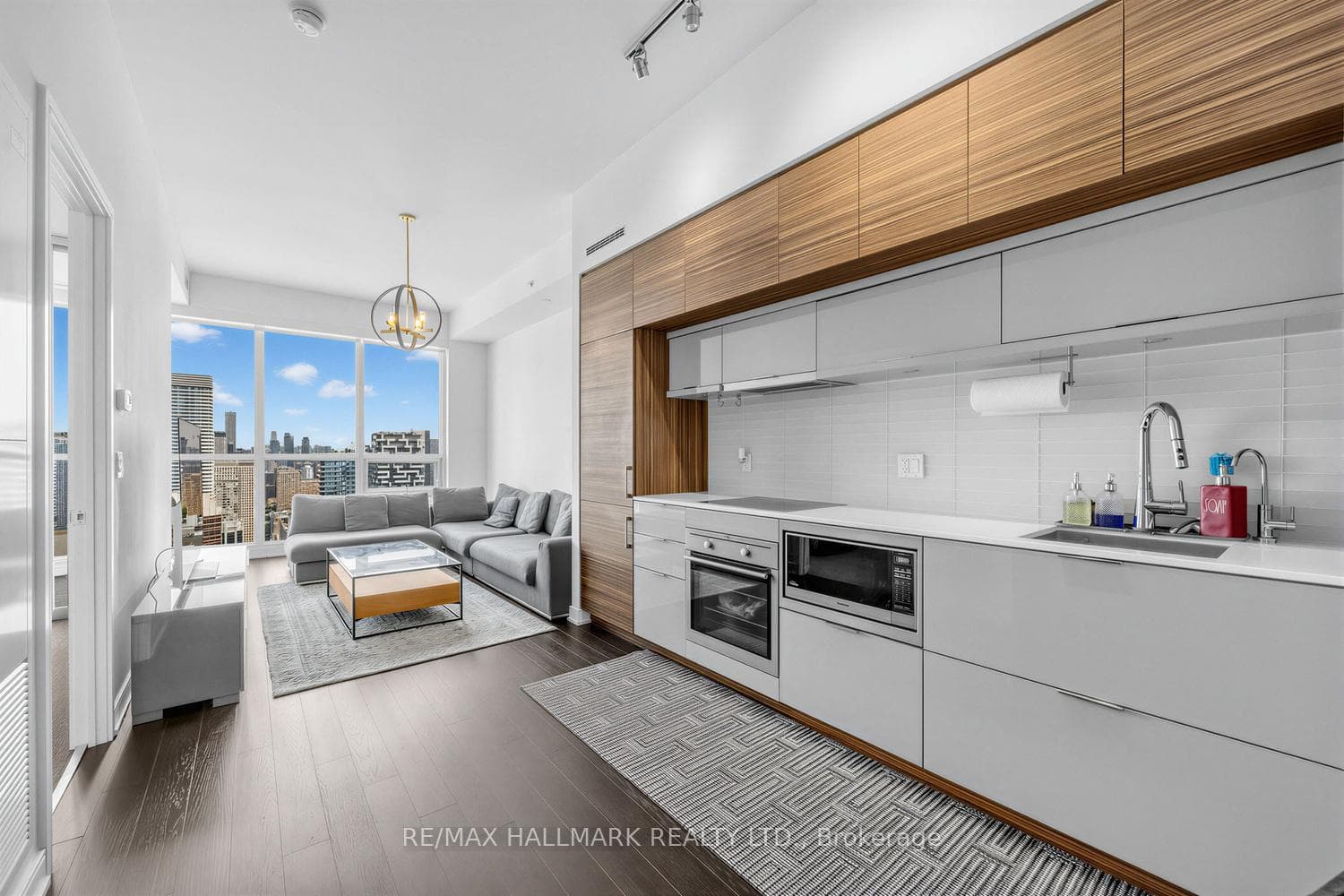 88 Scott Street Unit 4703 photo 2
