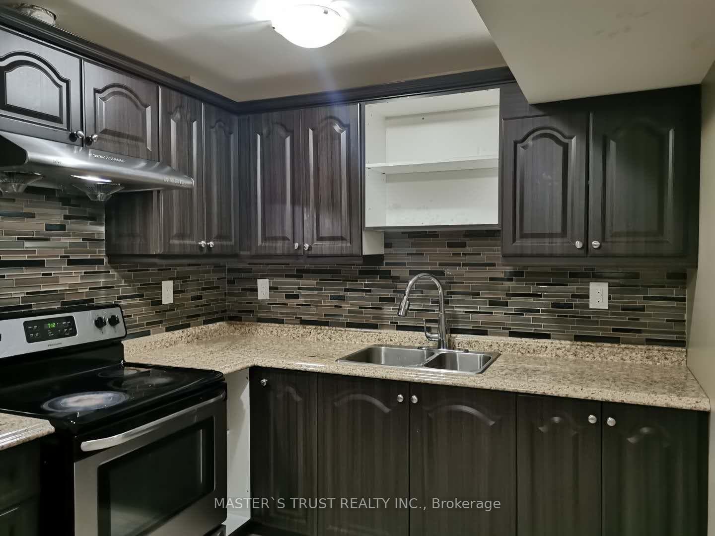 16 Lady Gwillim Avenue Unit (Bsmt) photo 6
