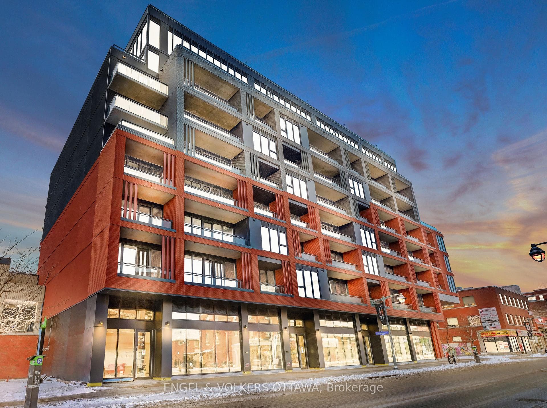 10 James Street Unit 308 photo 1