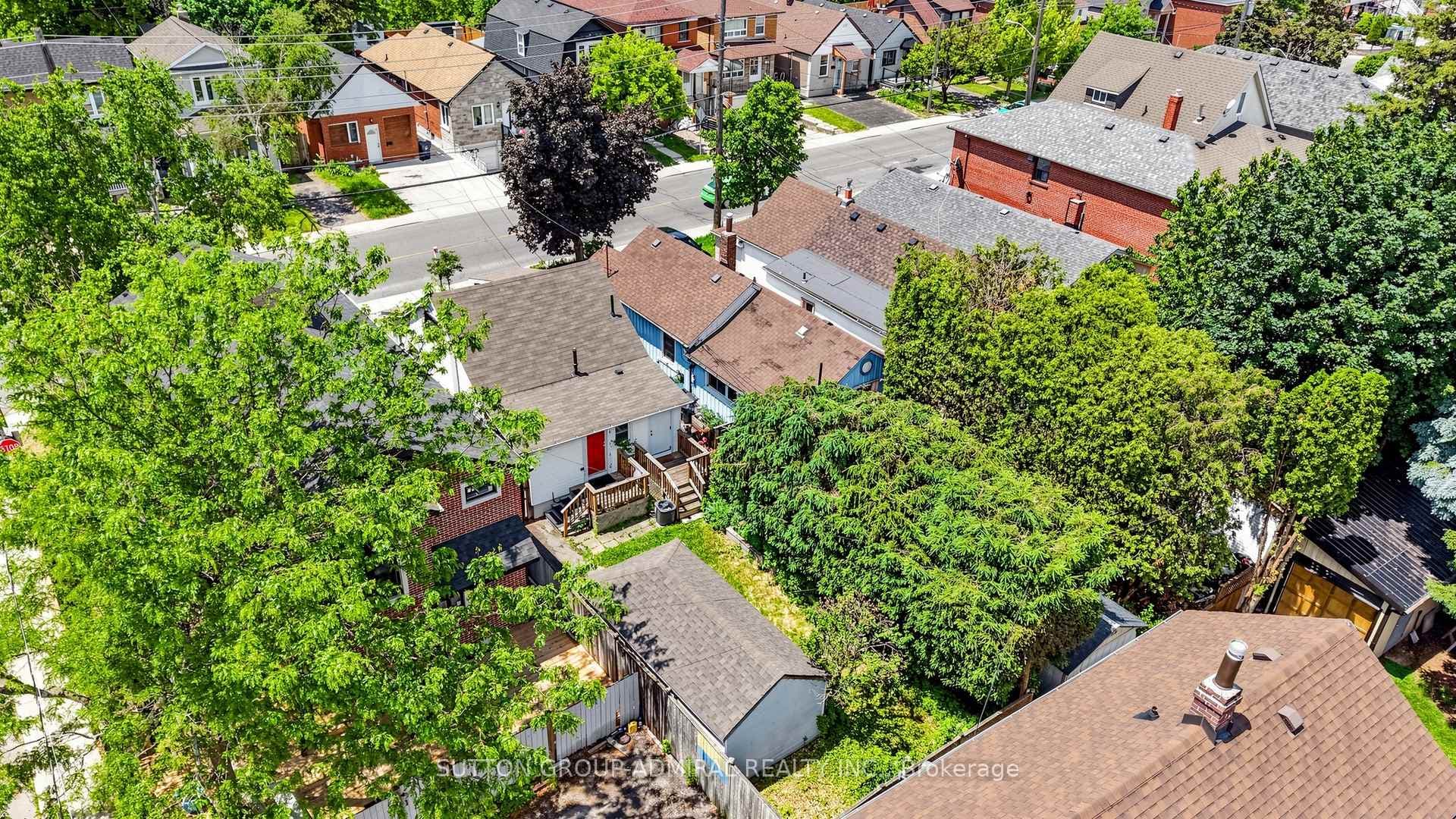 75 Rockcliffe Boulevard photo 34
