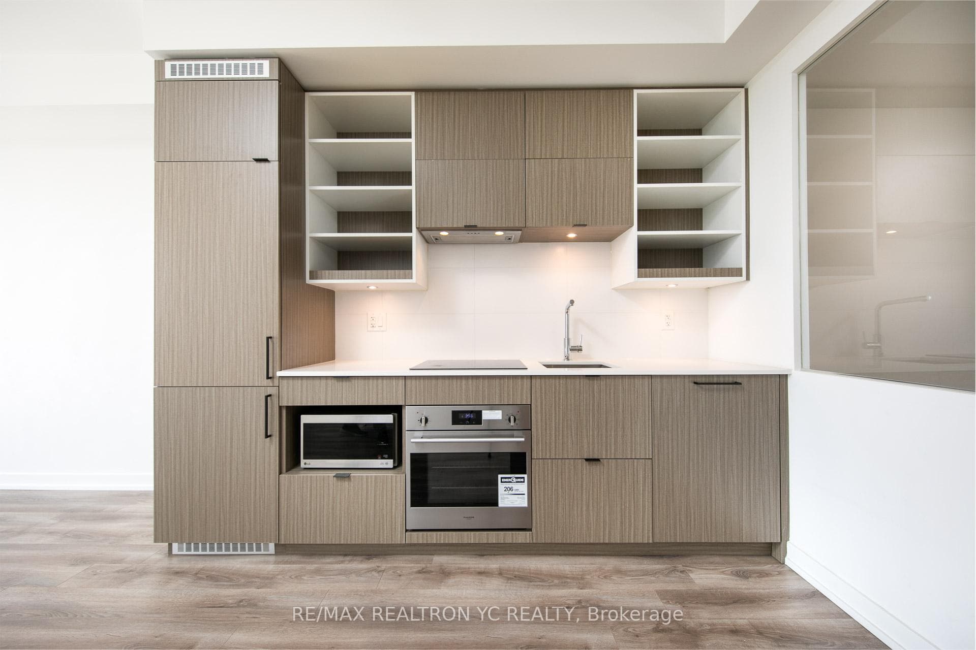 20 Edward Street Unit 2414 photo 5