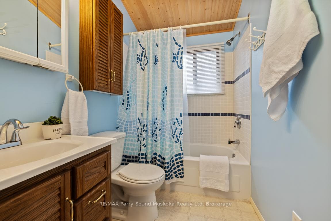 4 pc bath