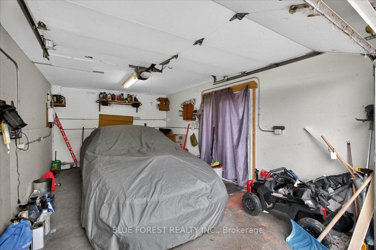 Single car garage