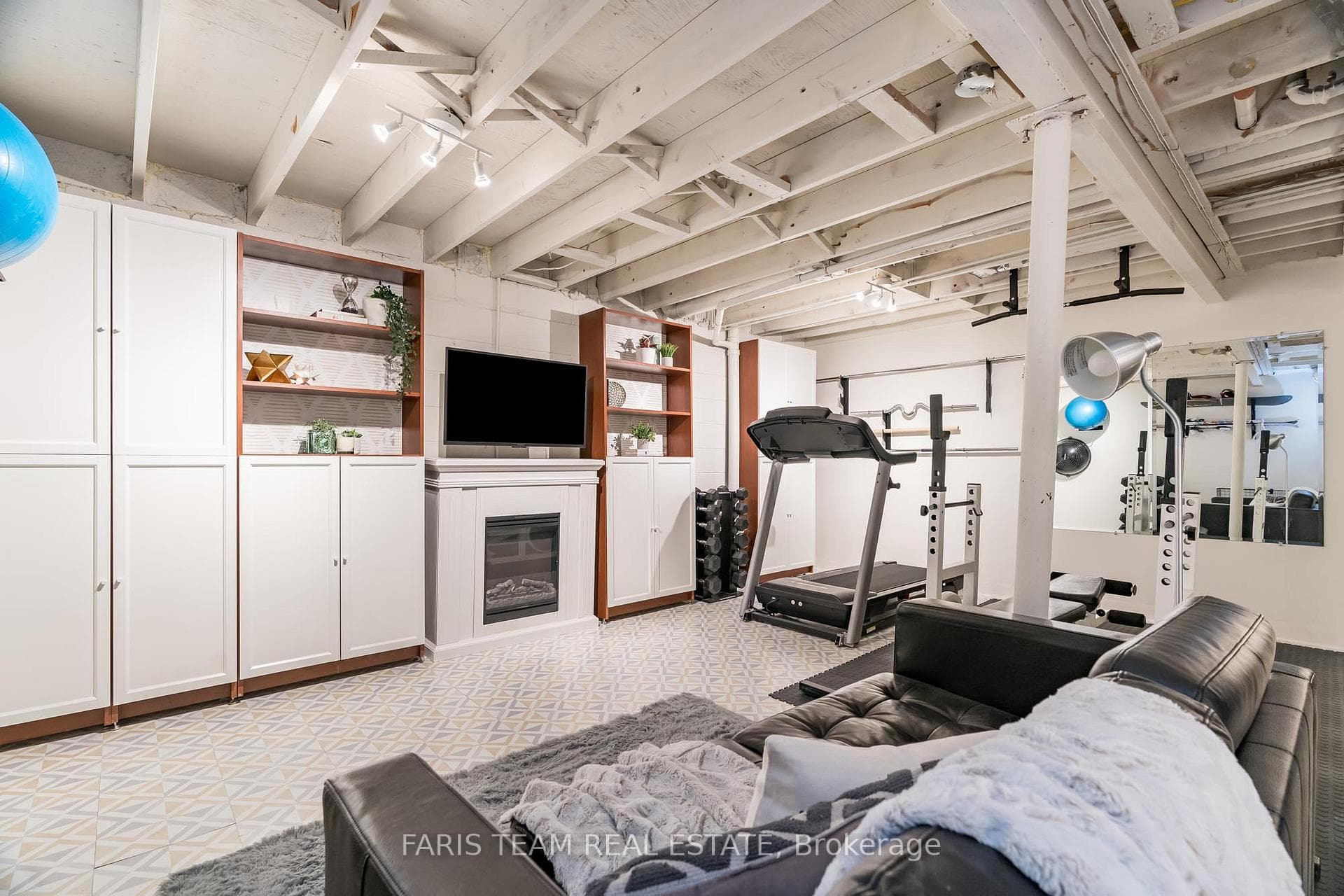 441 Barrie Road Unit 63 photo 17