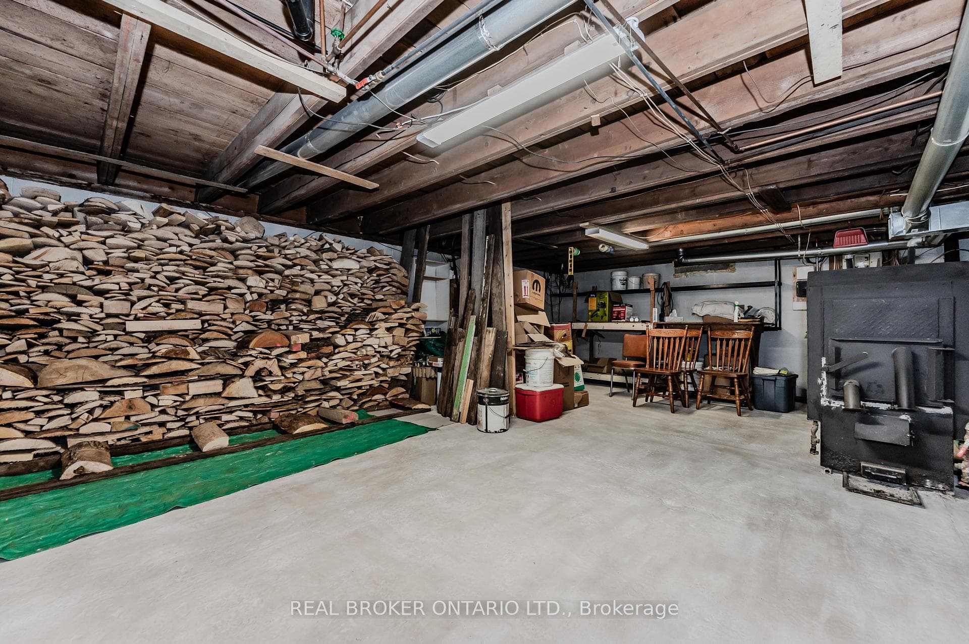 2021 William Street photo 23